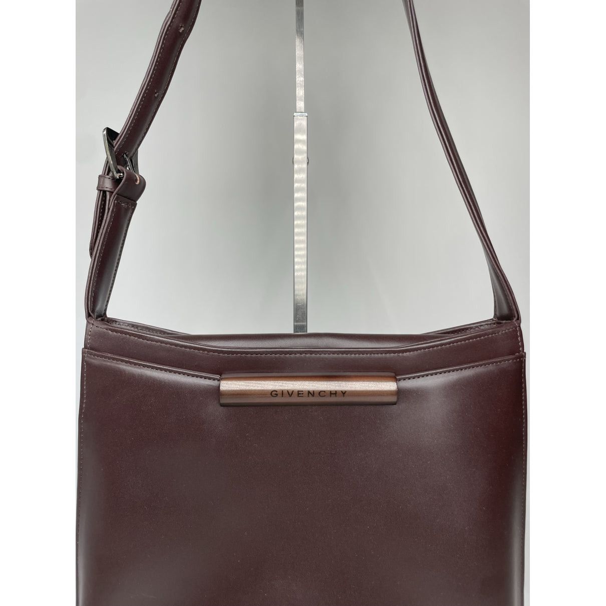 Givenchy Whip Purple Leather Handbag Size ONE SIZE - 2 Thumbnail