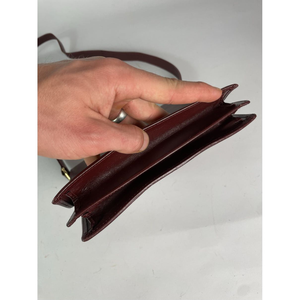 Cartier Trinity Burgundy Leather Handbag Size ONE SIZE - 4 Thumbnail