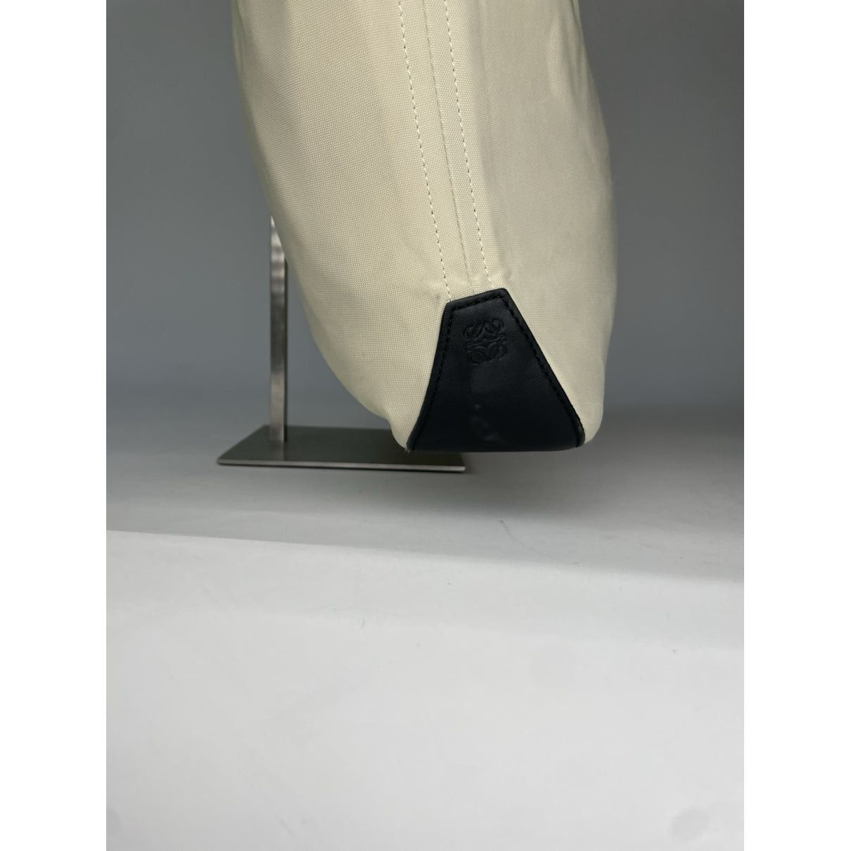 Loewe Anagram Basket White Polyester Handbag Size ONE SIZE - 4 Thumbnail