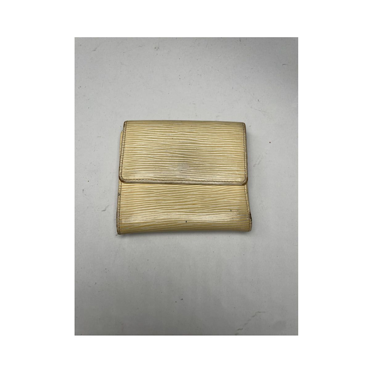 Louis Vuitton Twist Ecru Leather Wallet Size ONE SIZE - 4 Thumbnail