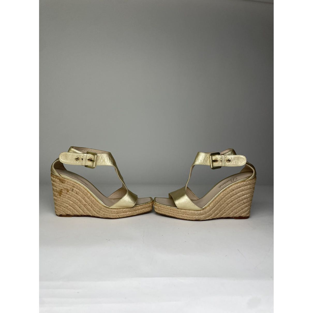Loewe Gold Leather Heel Size US 7 / IT 37 - 2 Thumbnail