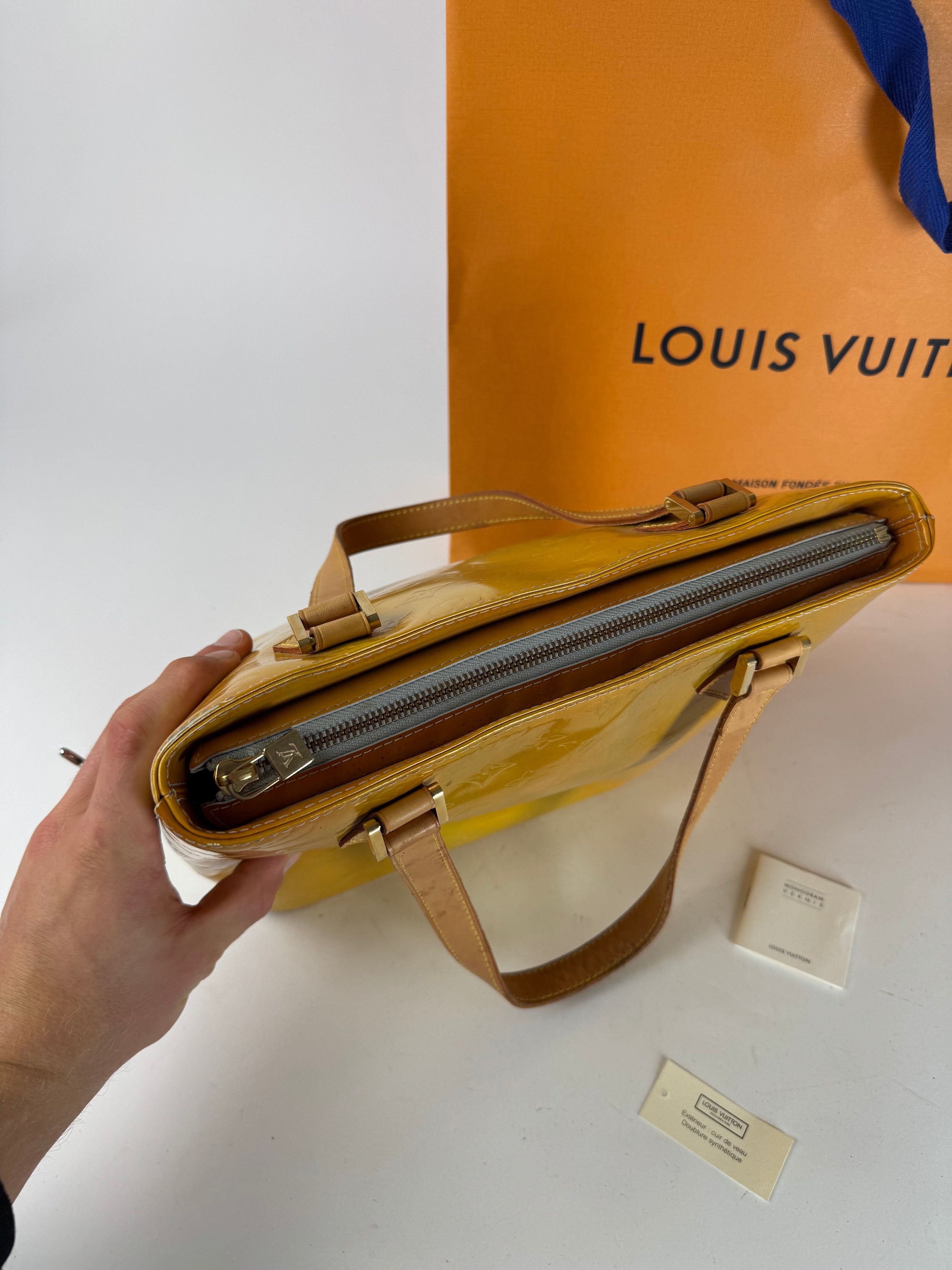Louis Vuitton Vintage Vernis Leather Bag Yellow Size ONE SIZE - 12 Thumbnail