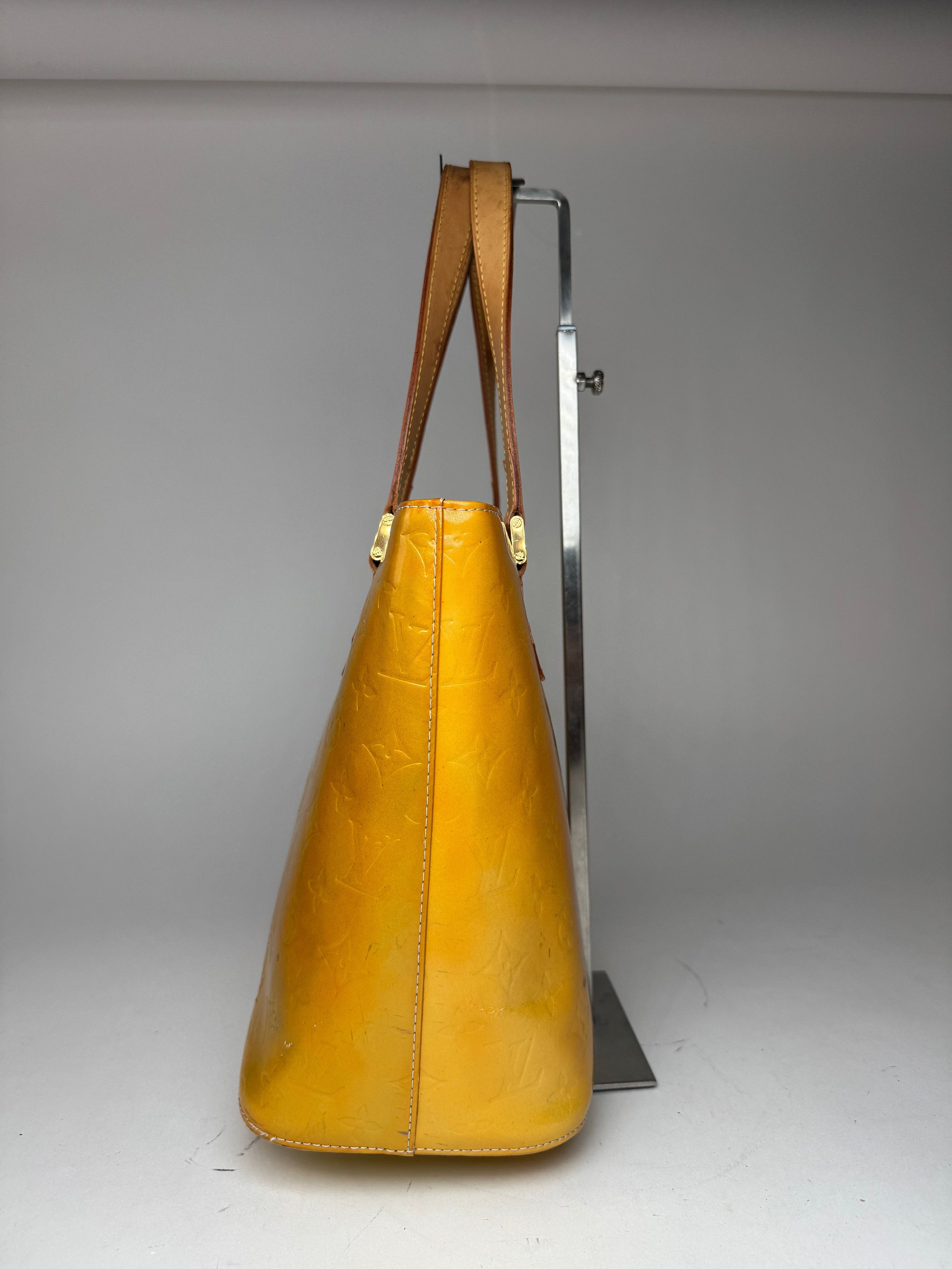 Louis Vuitton Vintage Vernis Leather Bag Yellow Size ONE SIZE - 5 Thumbnail