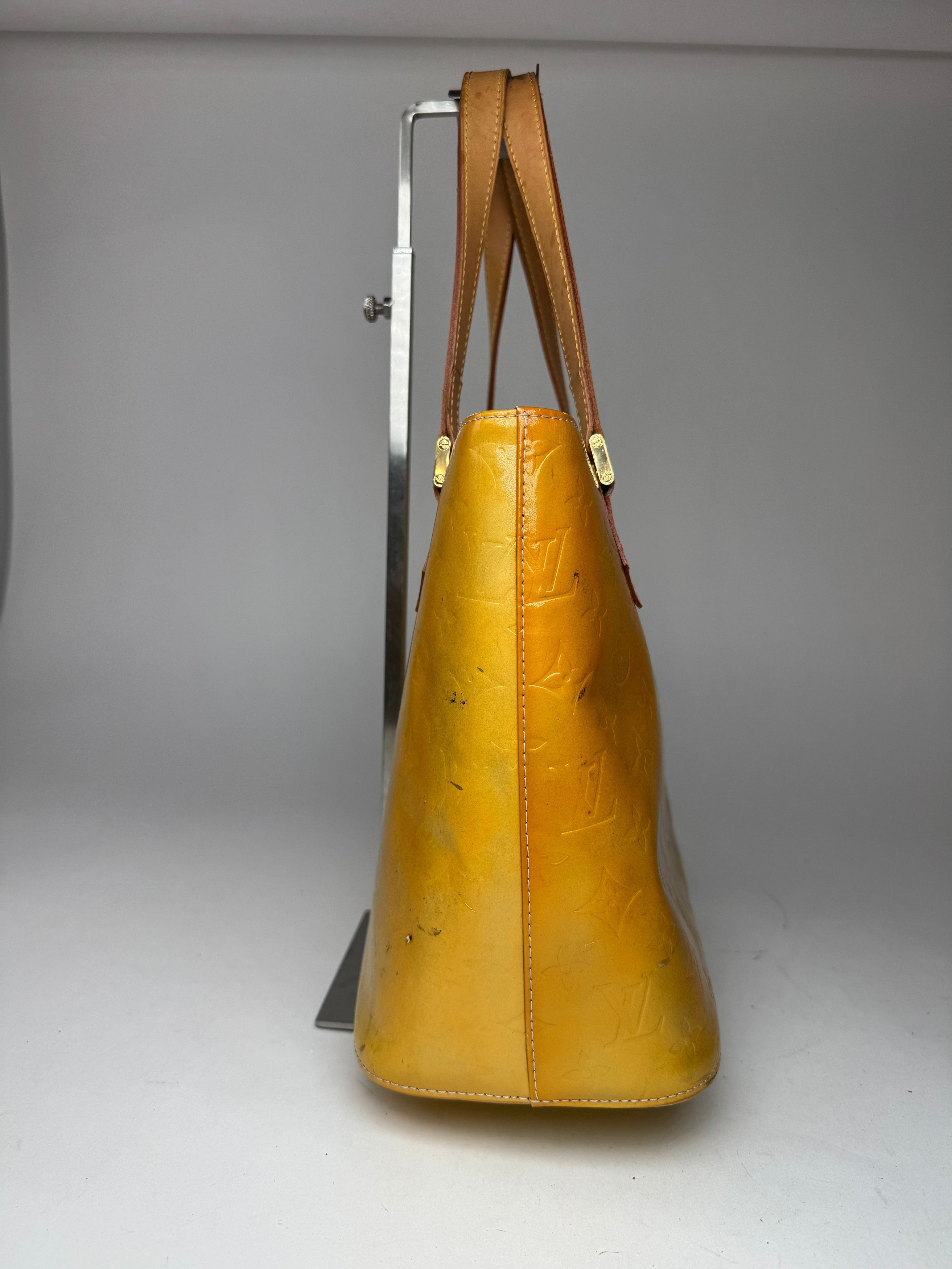 Louis Vuitton Vintage Vernis Leather Bag Yellow Size ONE SIZE - 3 Thumbnail