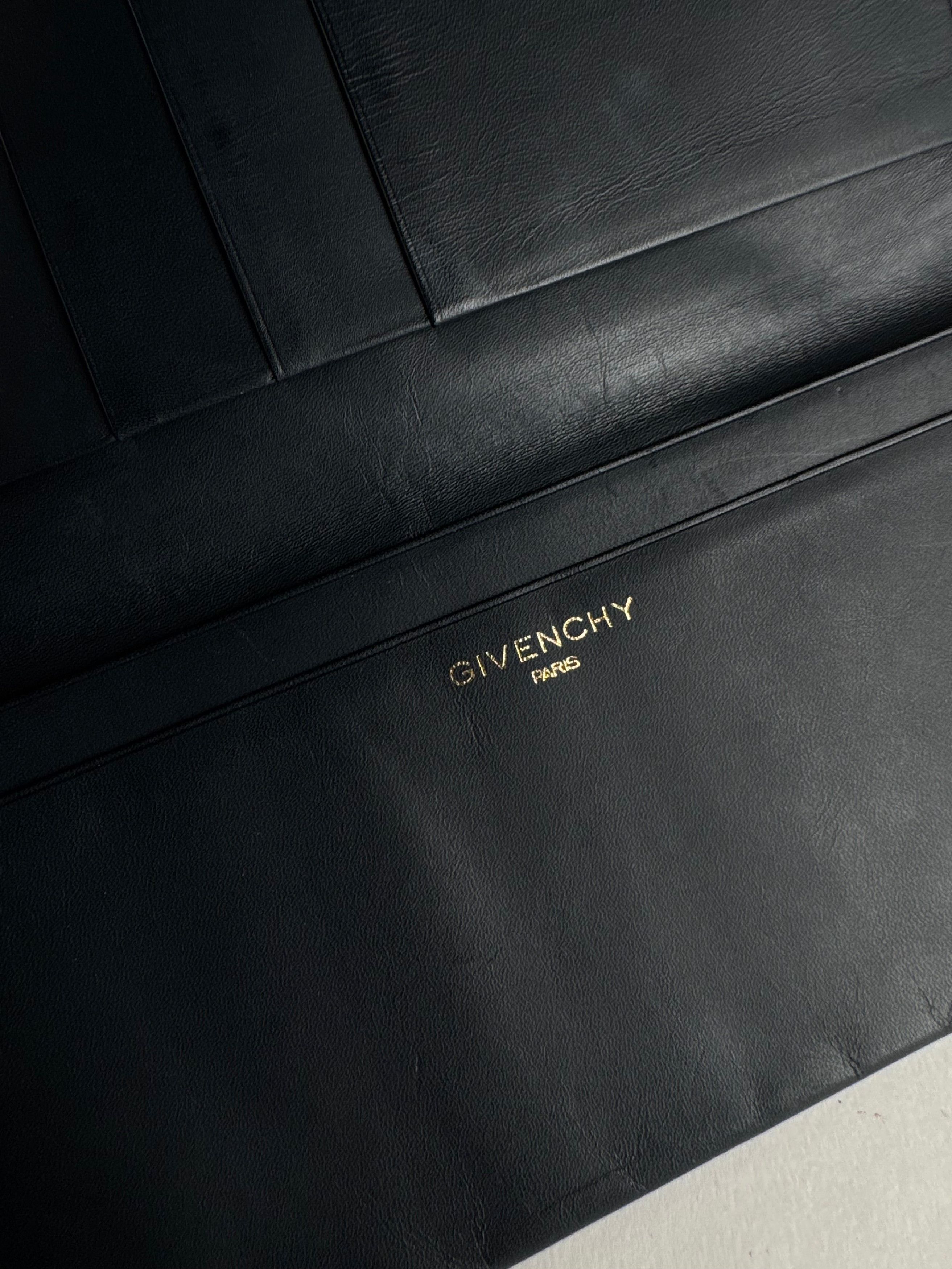 Givenchy Vintage Leather ID Holder Marine Size ONE SIZE - 4 Thumbnail