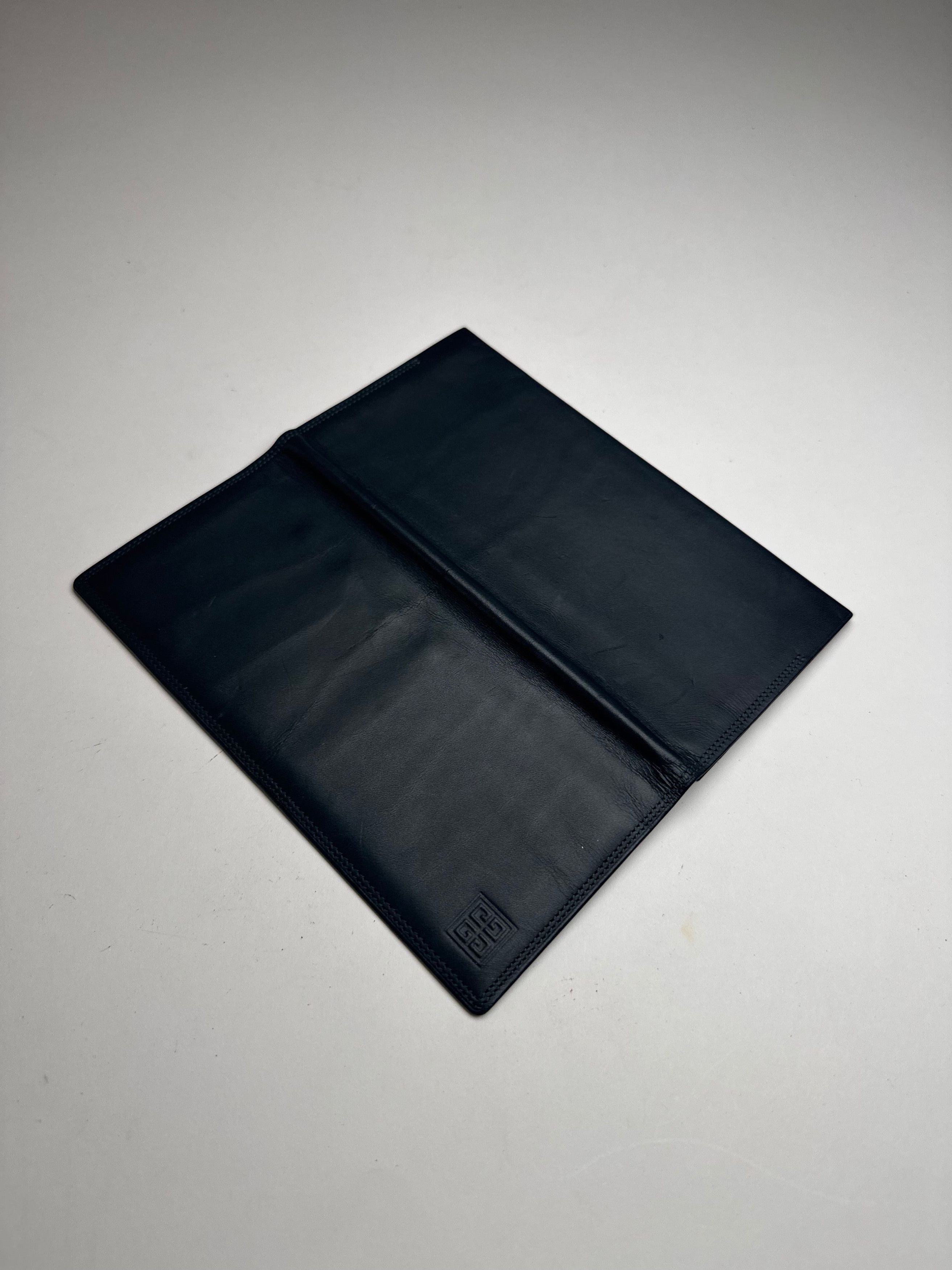 Givenchy Vintage Leather ID Holder Marine Size ONE SIZE - 3 Thumbnail