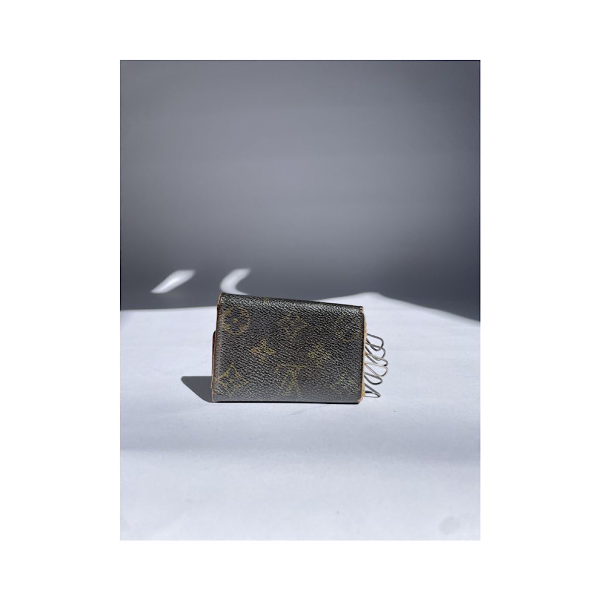 Louis Vuitton Lockme Brown Leather Purse Size ONE SIZE - 3 Thumbnail