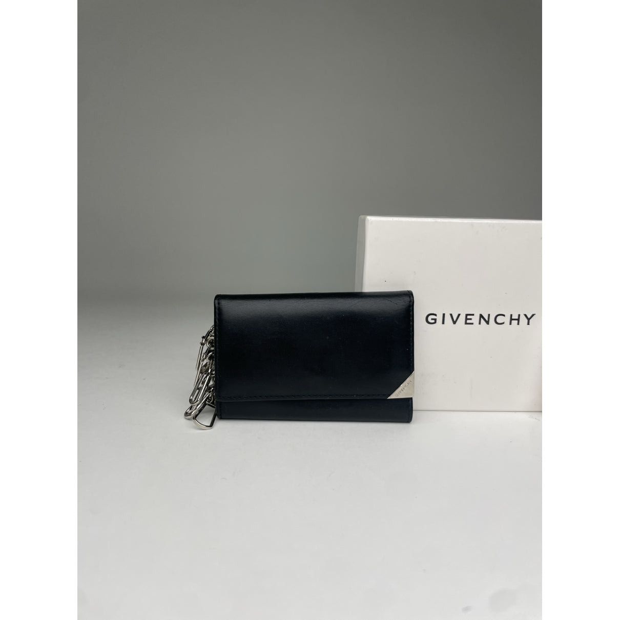 Givenchy Black Leather Purse Size ONE SIZE - 2 Thumbnail