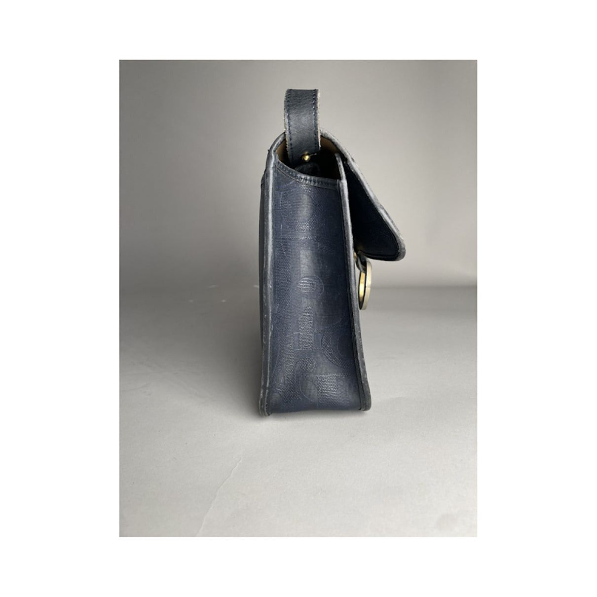 Dior 30 Montaigne Chain Navy Leather Handbag Size ONE SIZE - 2 Thumbnail