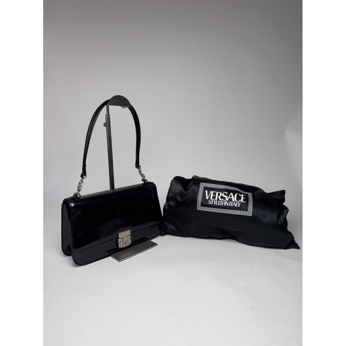 Versace Black Patent Leather Handbag Size ONE SIZE - 2 Thumbnail