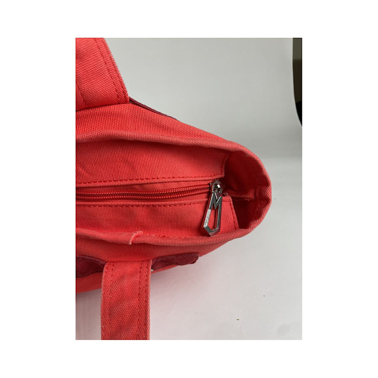Marc Jacobs The Tag Tote Red Cotton Handbag Size ONE SIZE - 2 Thumbnail