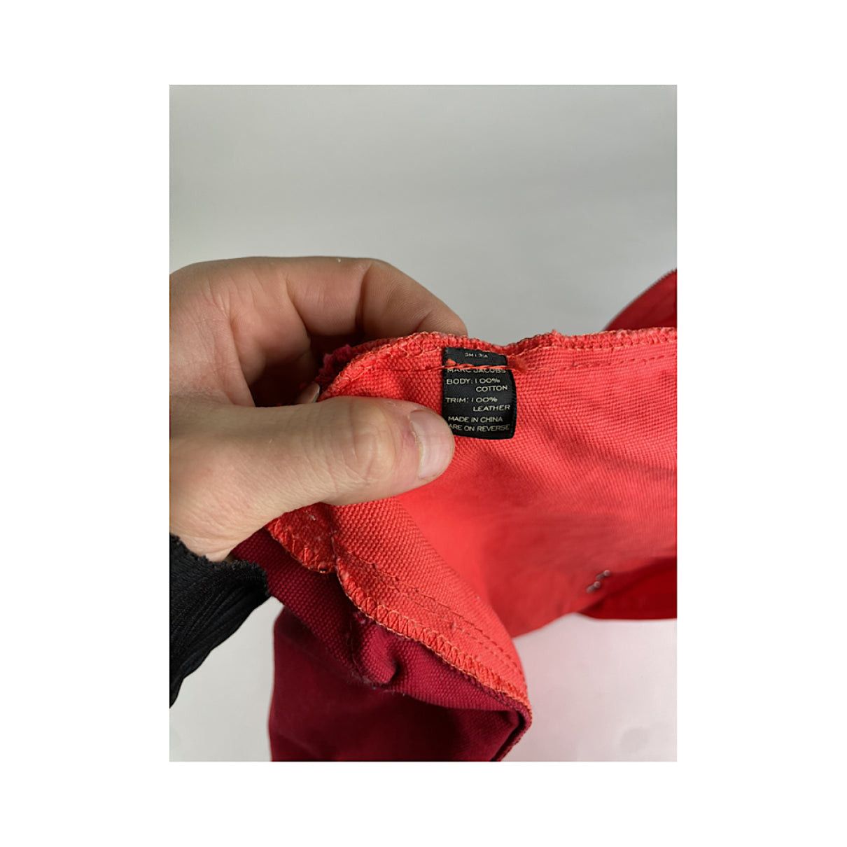 Marc Jacobs The Tag Tote Red Cotton Handbag Size ONE SIZE - 5 Thumbnail