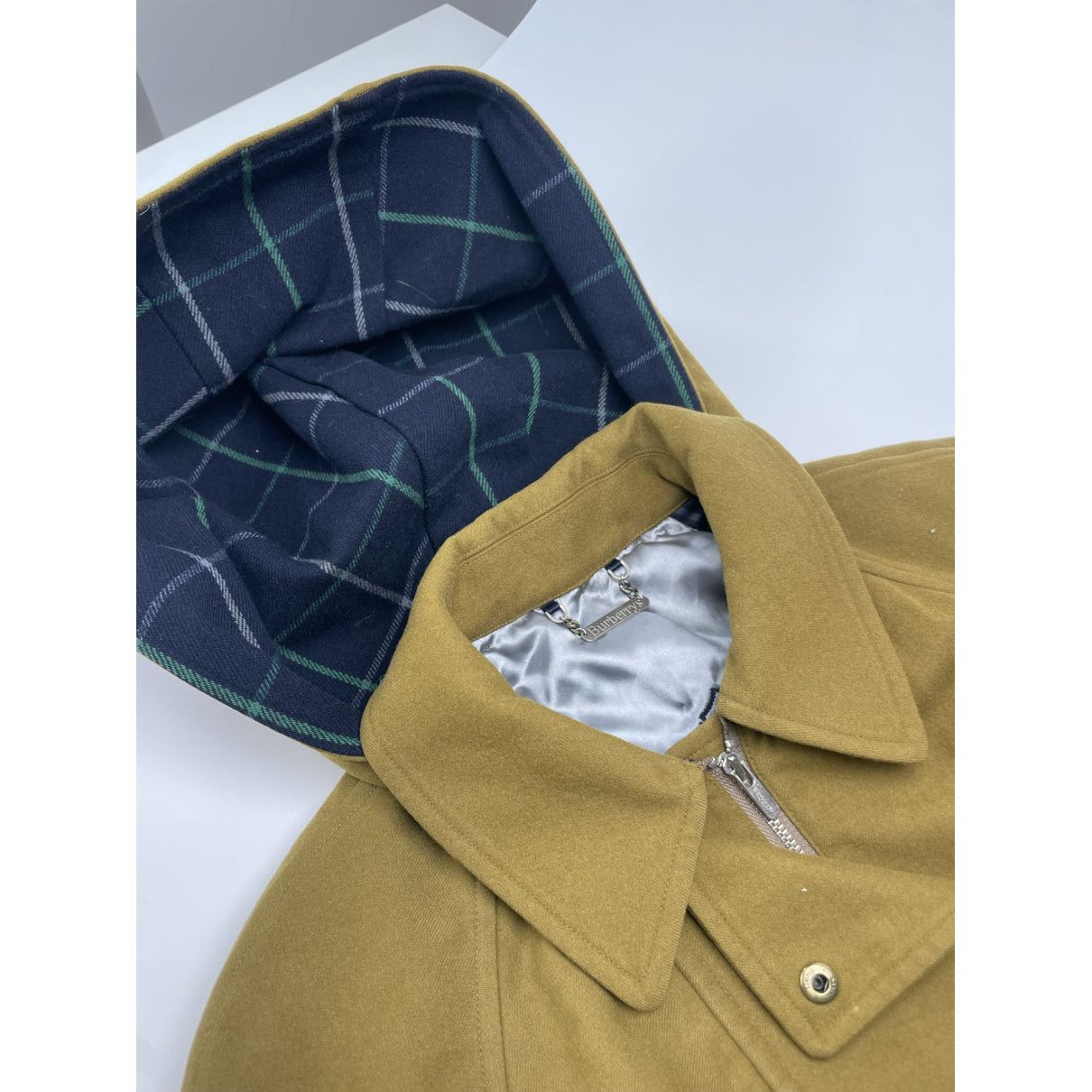Burberry Khaki Wool Coat Size M / US 6-8 / IT 42-44 - 3 Thumbnail