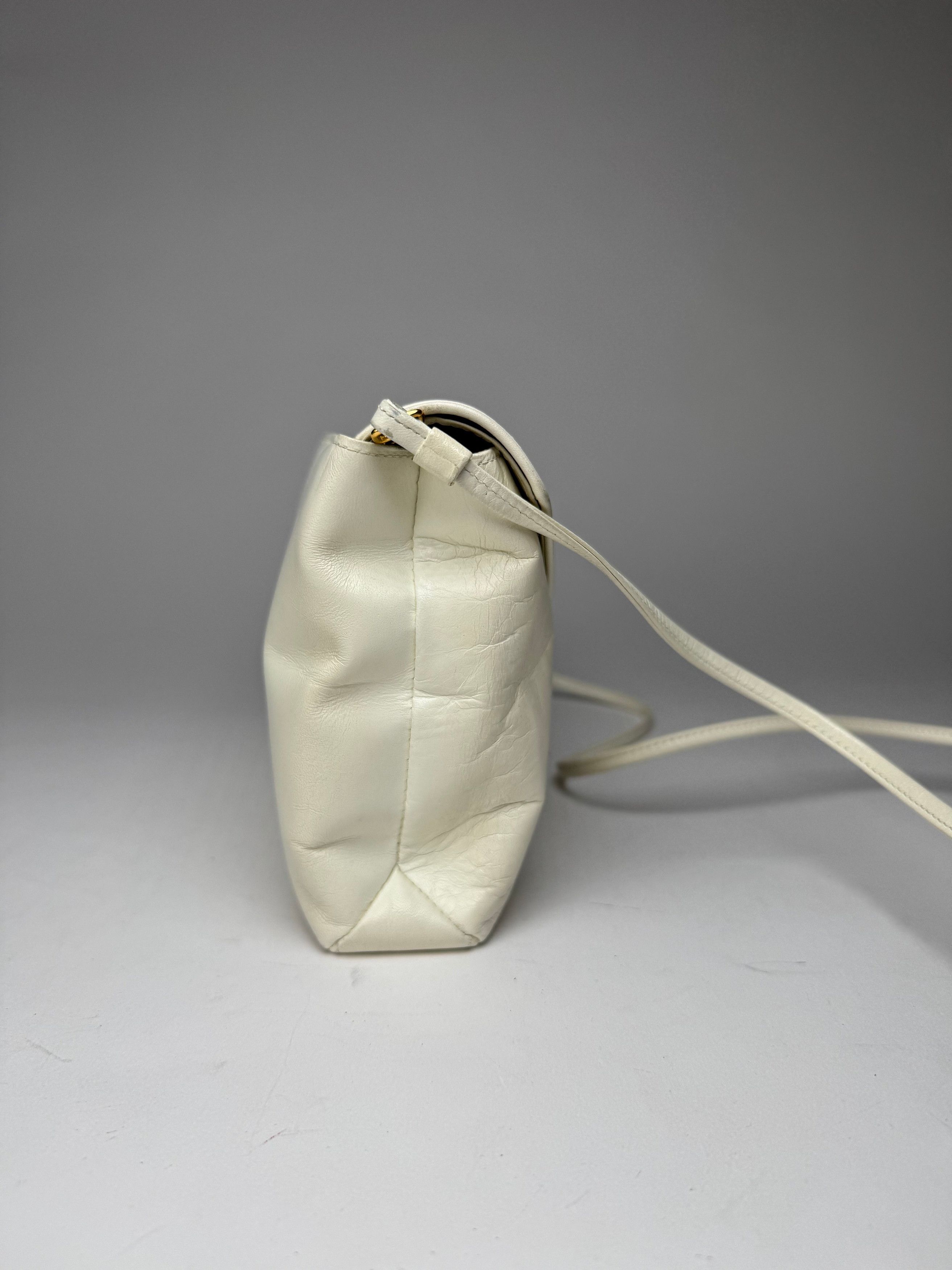 Givenchy Vintage 4G leather Bag White Size ONE SIZE - 9 Thumbnail