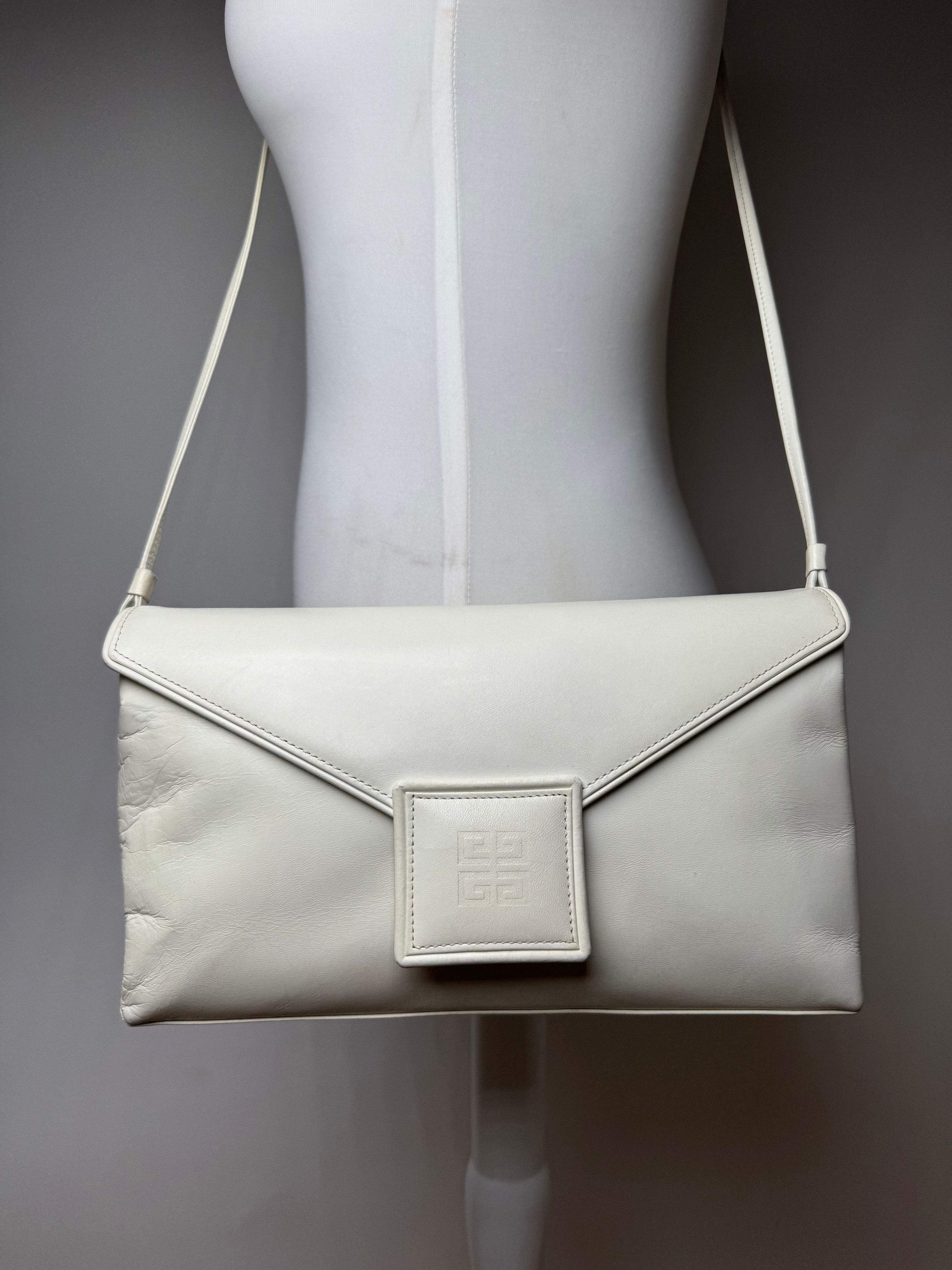 Givenchy Vintage 4G leather Bag White Size ONE SIZE - 12 Thumbnail