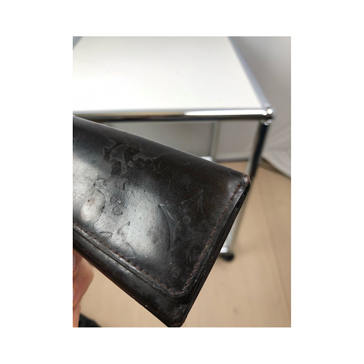 Louis Vuitton Lockme Black Patent Leather Purse Size ONE SIZE - 3 Thumbnail