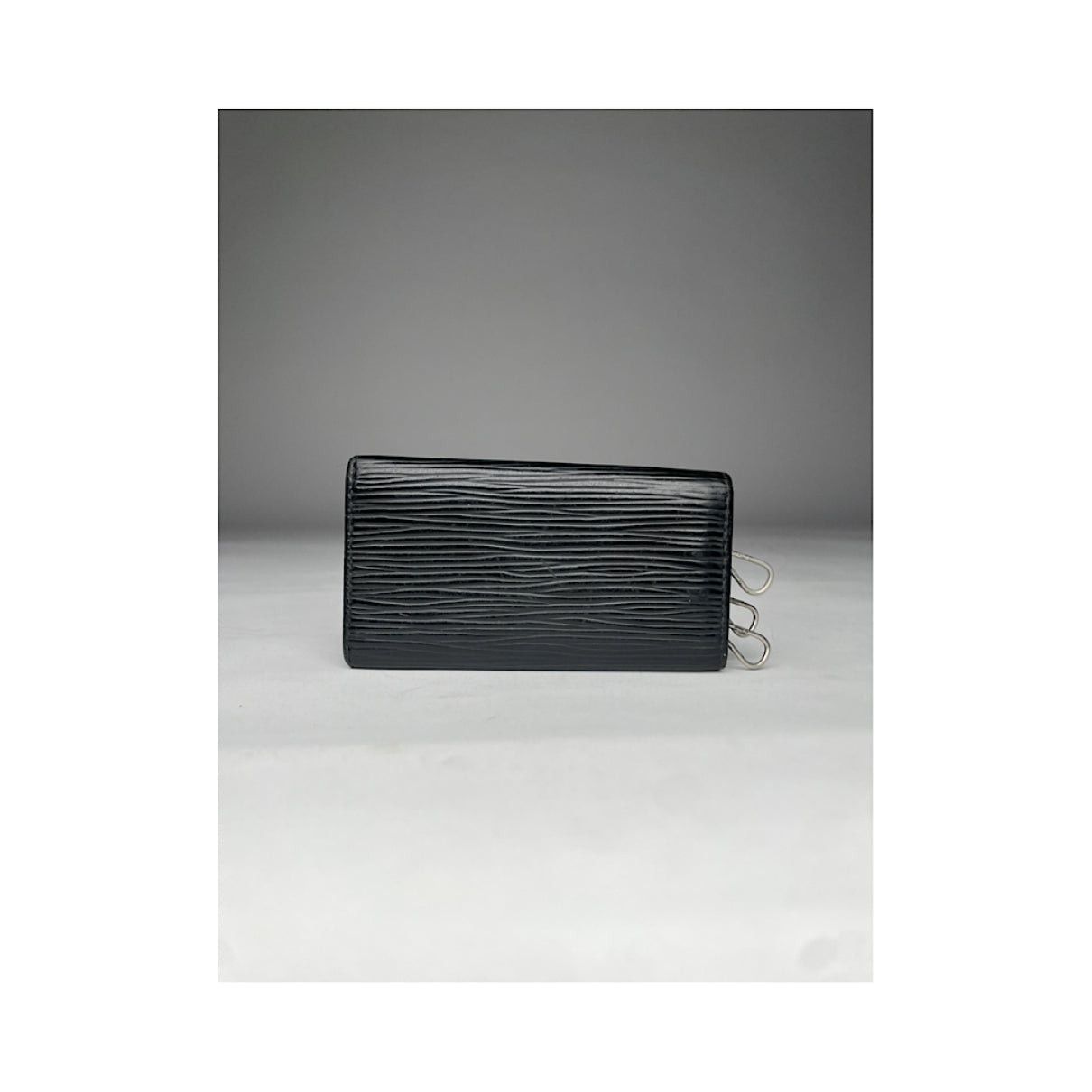 Louis Vuitton Lockme Black Leather Purse Size ONE SIZE - 2 Thumbnail