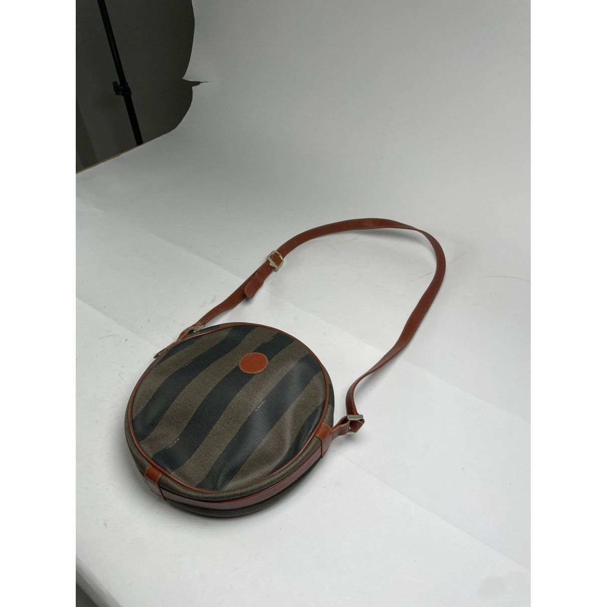 Fendi Baguette Brown Leather Handbag Size ONE SIZE - 4 Thumbnail