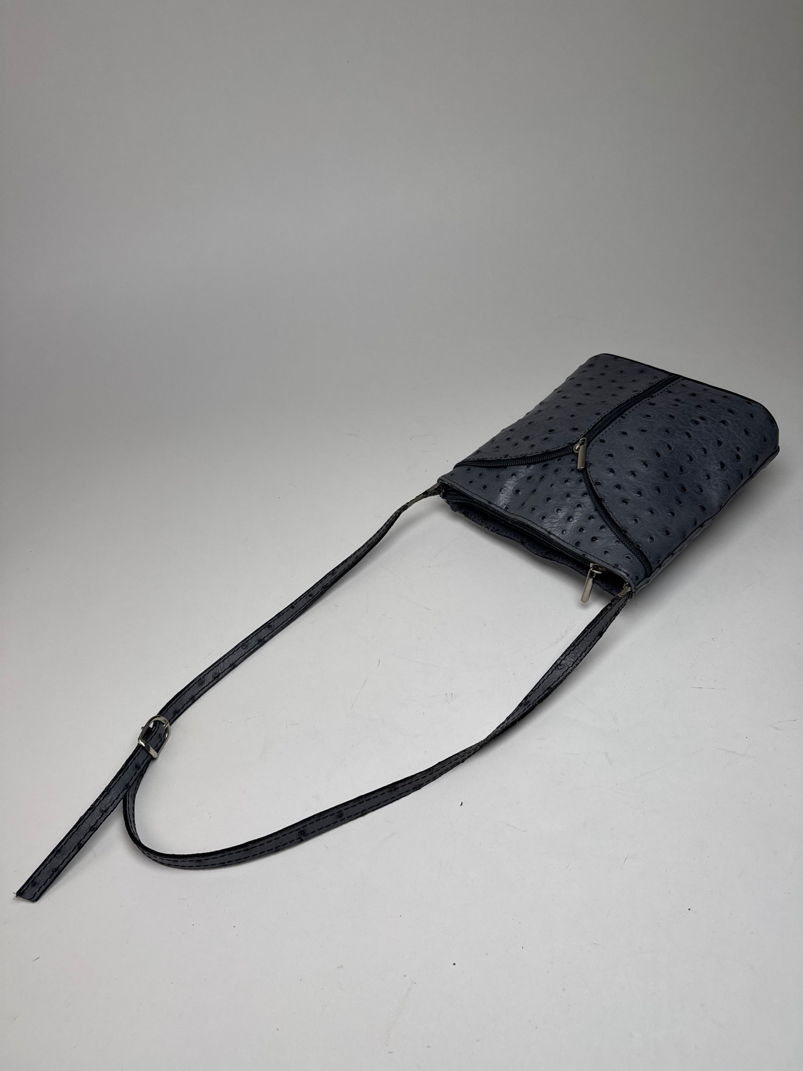 Genuine Leather Vintage Ostrich Leather shoulder Bag Grey Size ONE SIZE - 8 Thumbnail