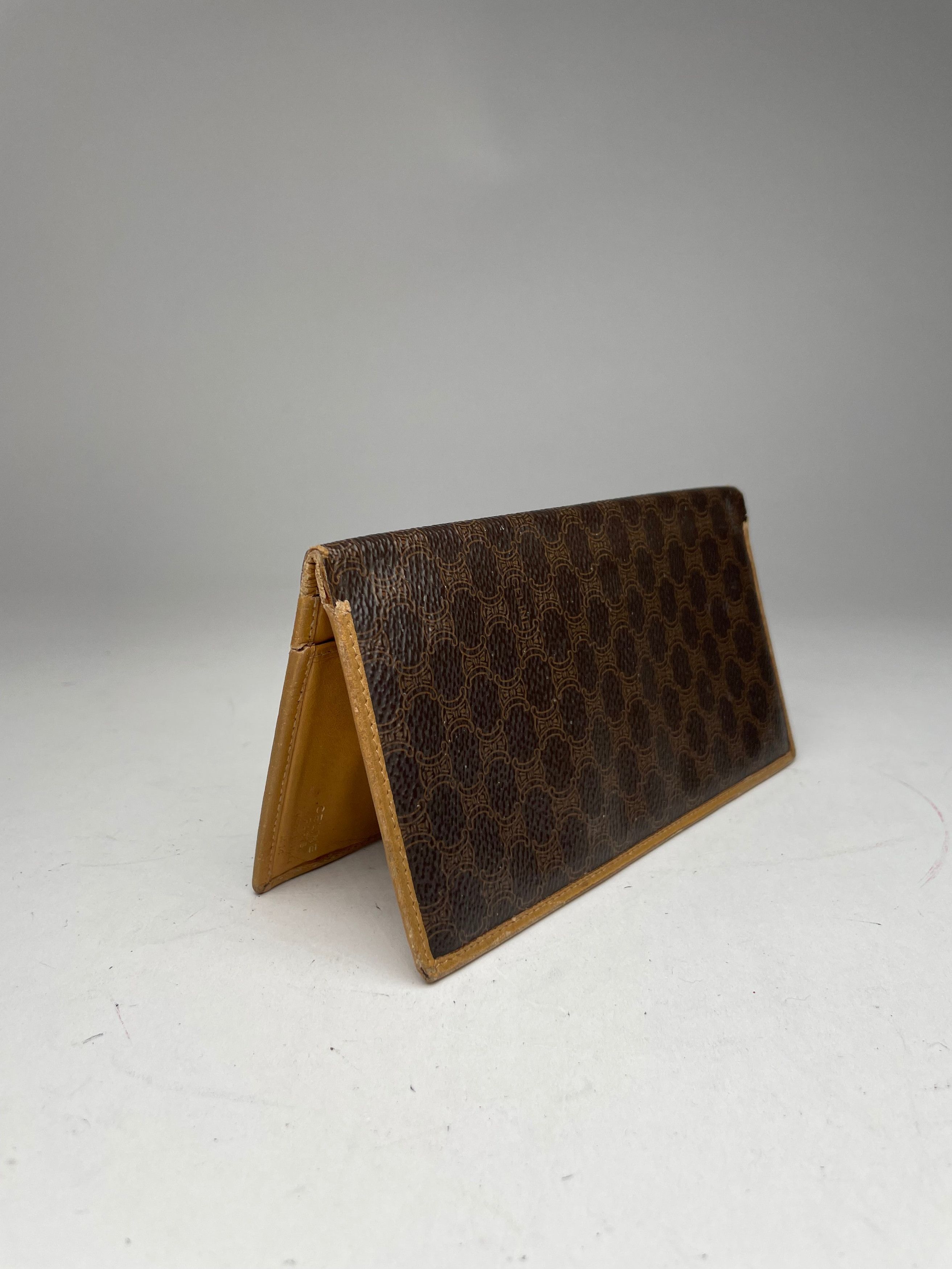 Celine Vintage Paris Leather Monogram ID holder Size ONE SIZE - 4 Thumbnail