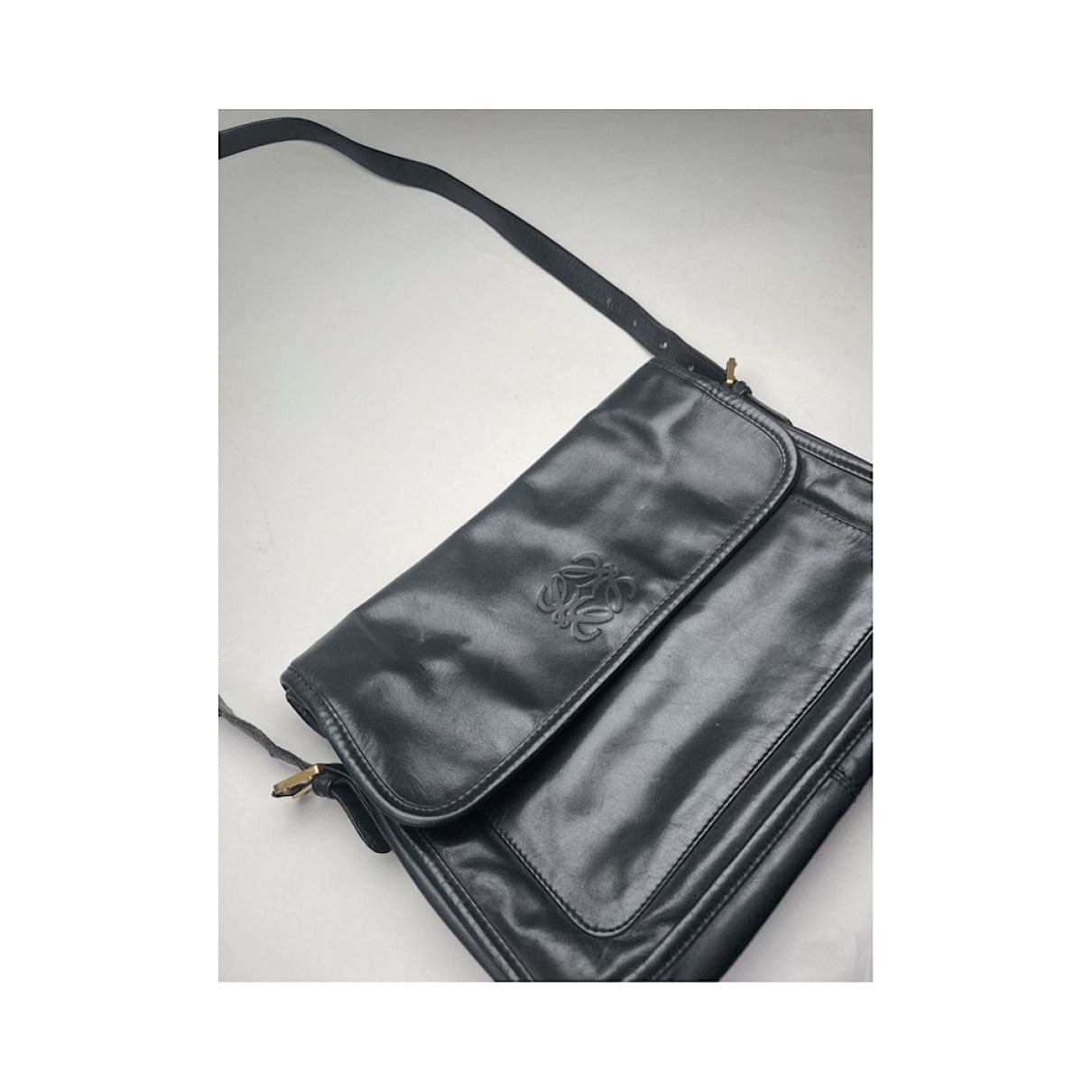 Loewe Amazona Black Patent Leather Handbag Size ONE SIZE - 4 Thumbnail
