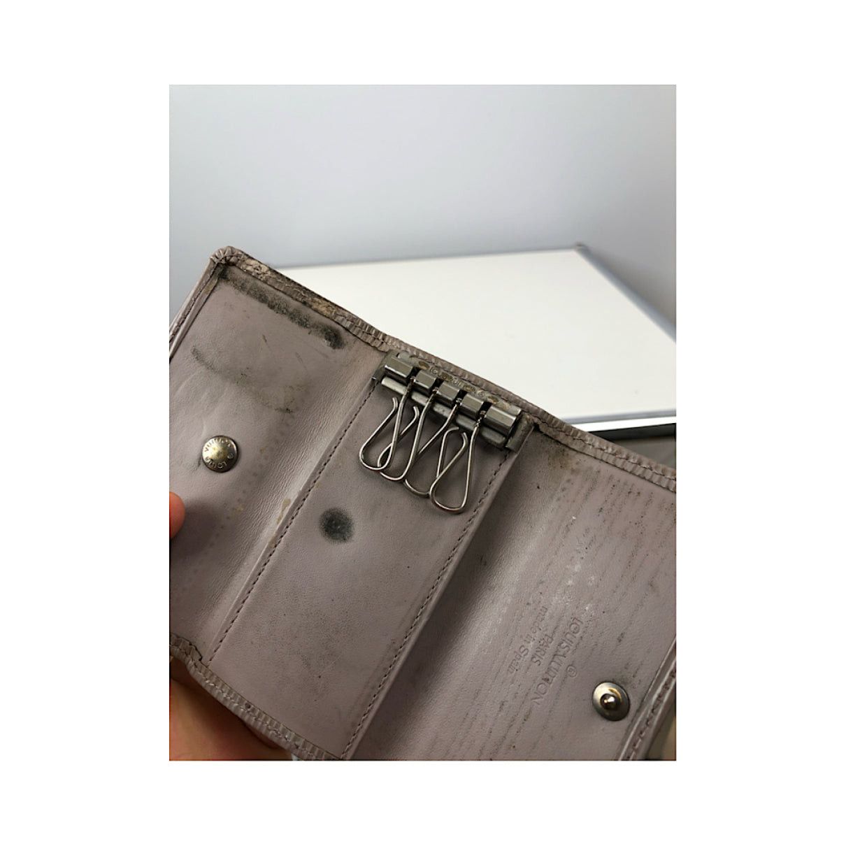 Louis Vuitton Lockme Grey Leather Purse Size ONE SIZE - 5 Thumbnail