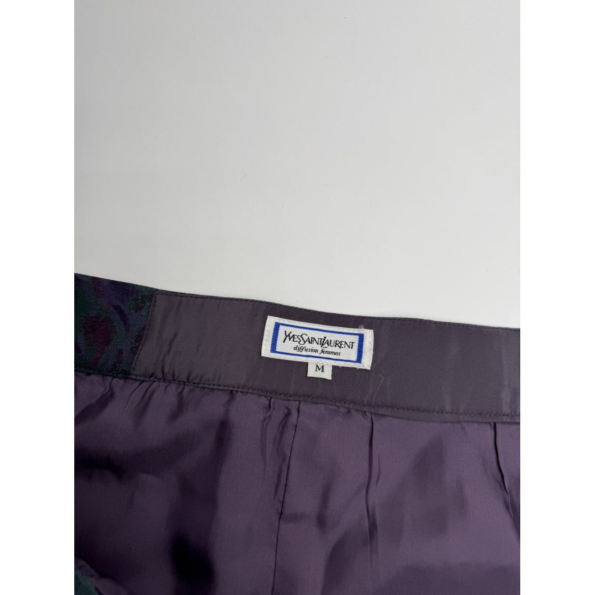 Yves Saint Laurent Green Silk Skirt Size 30" / US 8 / IT 44 - 3 Thumbnail