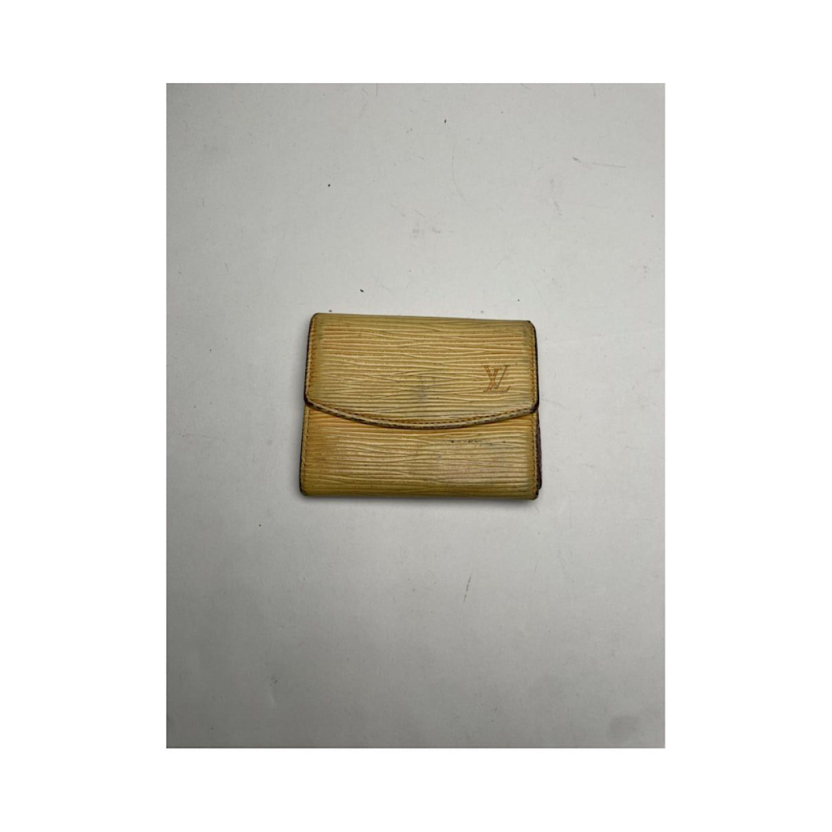 Louis Vuitton Daily Yellow Leather Purse Size ONE SIZE - 5 Thumbnail