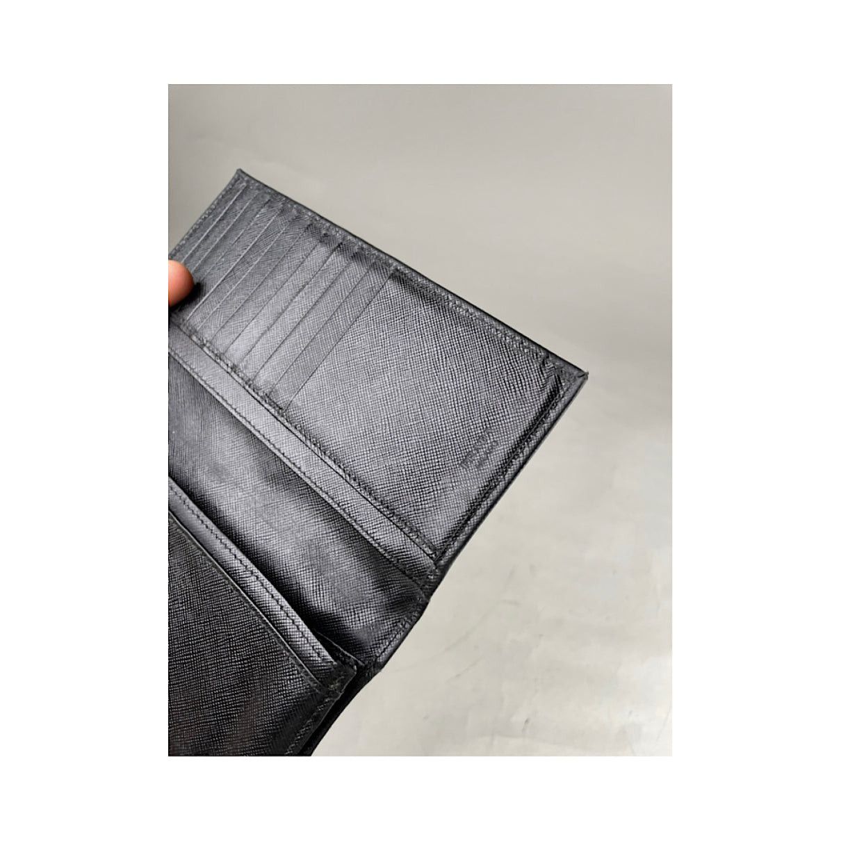 Prada Black Leather Purse Size ONE SIZE - 5 Thumbnail