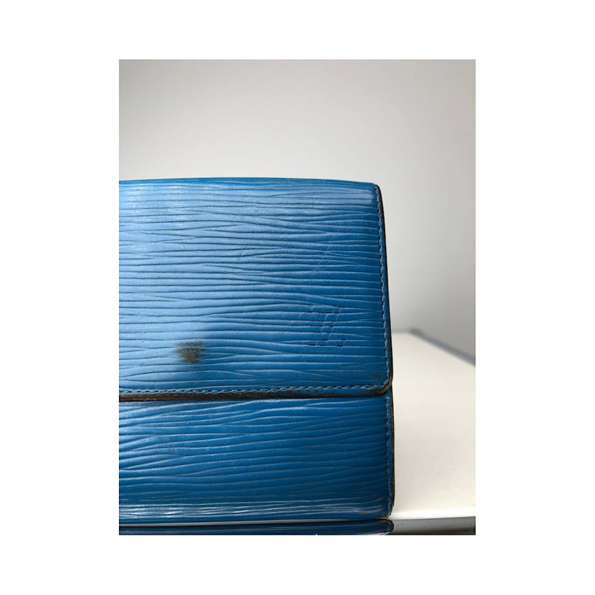 Louis Vuitton Twist Blue Leather Wallet Size ONE SIZE - 2 Thumbnail