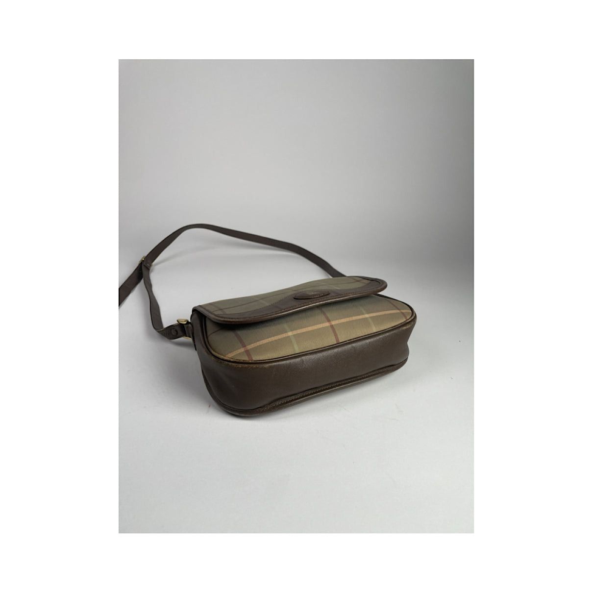 Burberry The Link Brown Leather Handbag Size ONE SIZE - 5 Thumbnail