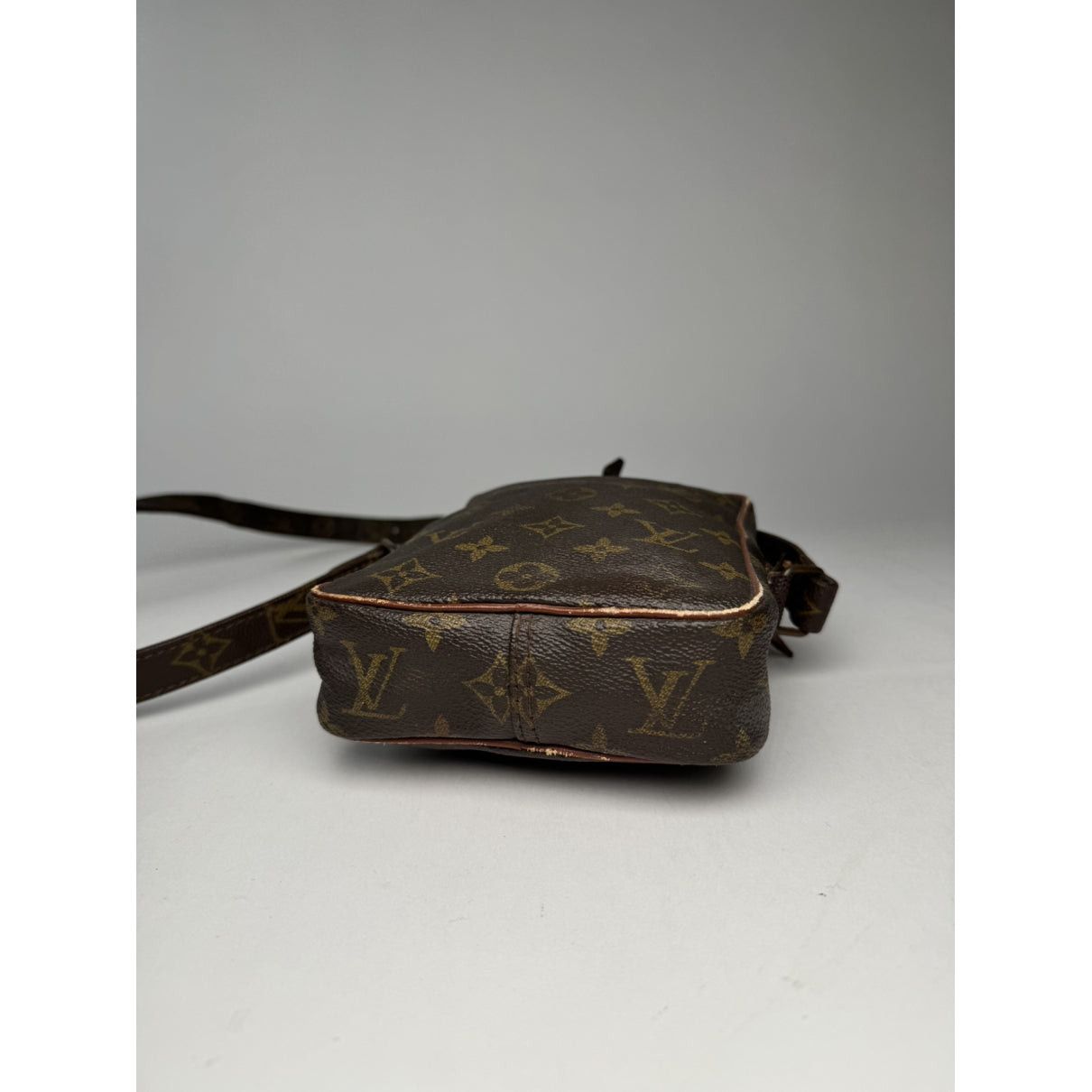 Louis Vuitton Dauphine Vintage Brown Leather Handbag Size ONE SIZE - 3 Thumbnail