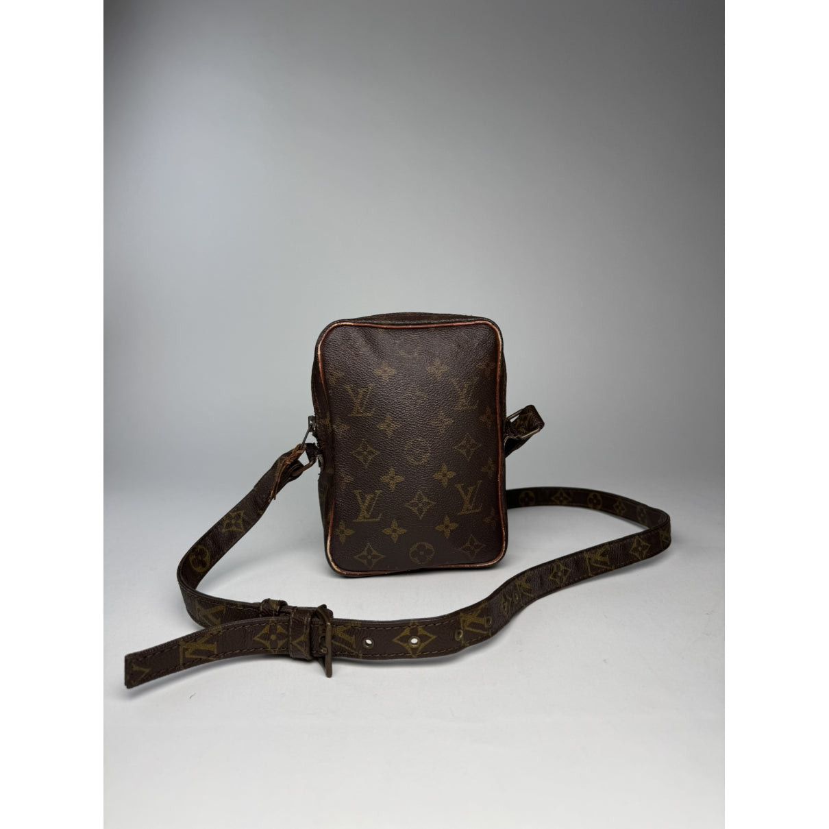 Louis Vuitton Dauphine Vintage Brown Leather Handbag Size ONE SIZE - 4 Thumbnail