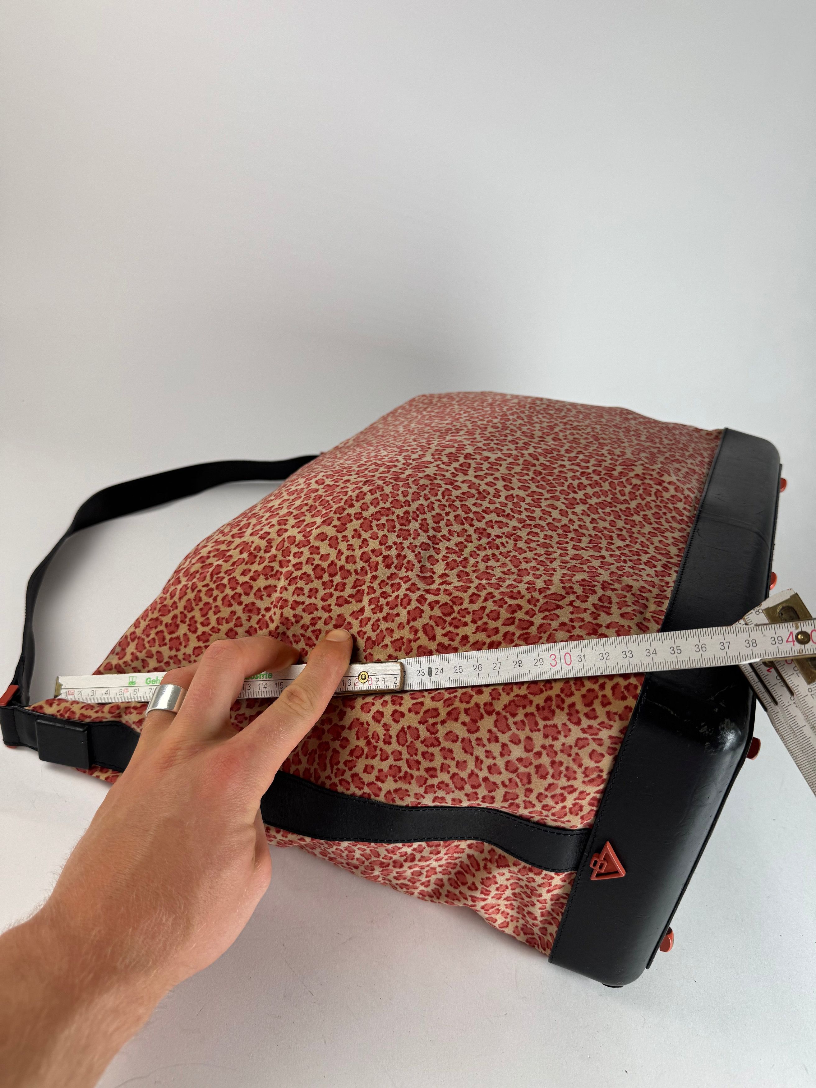 Bottega Veneta Vintage Canvas Leopard Duffel Bag Orange beige Size ONE SIZE - 13 Thumbnail