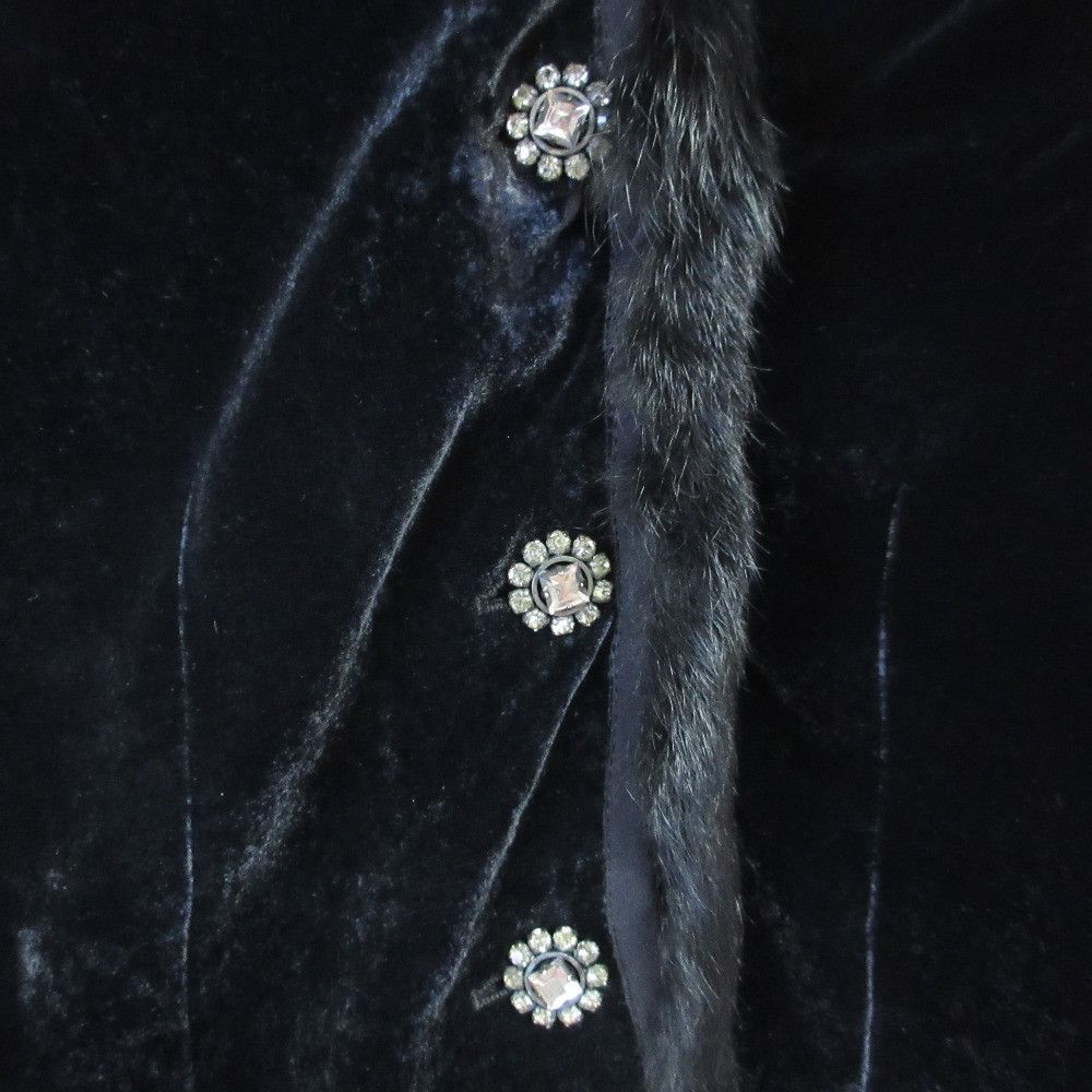 Miu Miu Miu Miu Miu Miu Fur Velour Cardigan Jacket Others Outerwear DUTY FREE for USA Size ONE SIZE - 5 Thumbnail