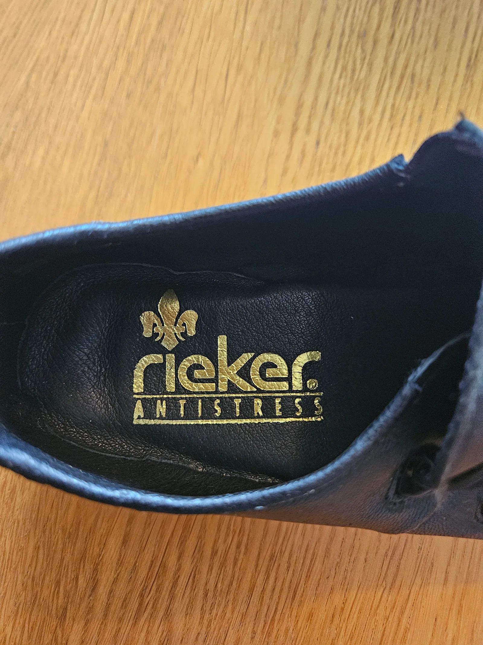 Rieker Rieker Loafers Size US 7 / IT 37 - 2 Thumbnail
