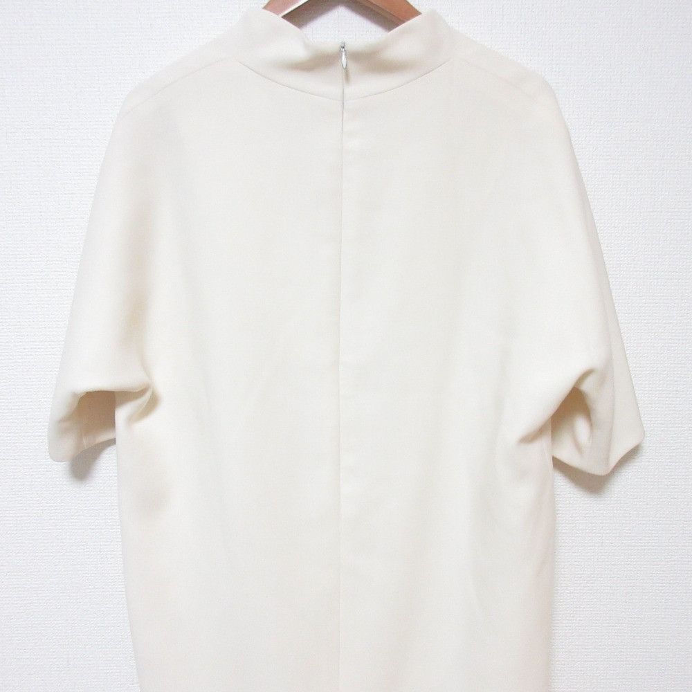 Other Other Escada V-Neck Dress Dress Others Dresses DUTY FREE for USA Size ONE SIZE - 3 Thumbnail