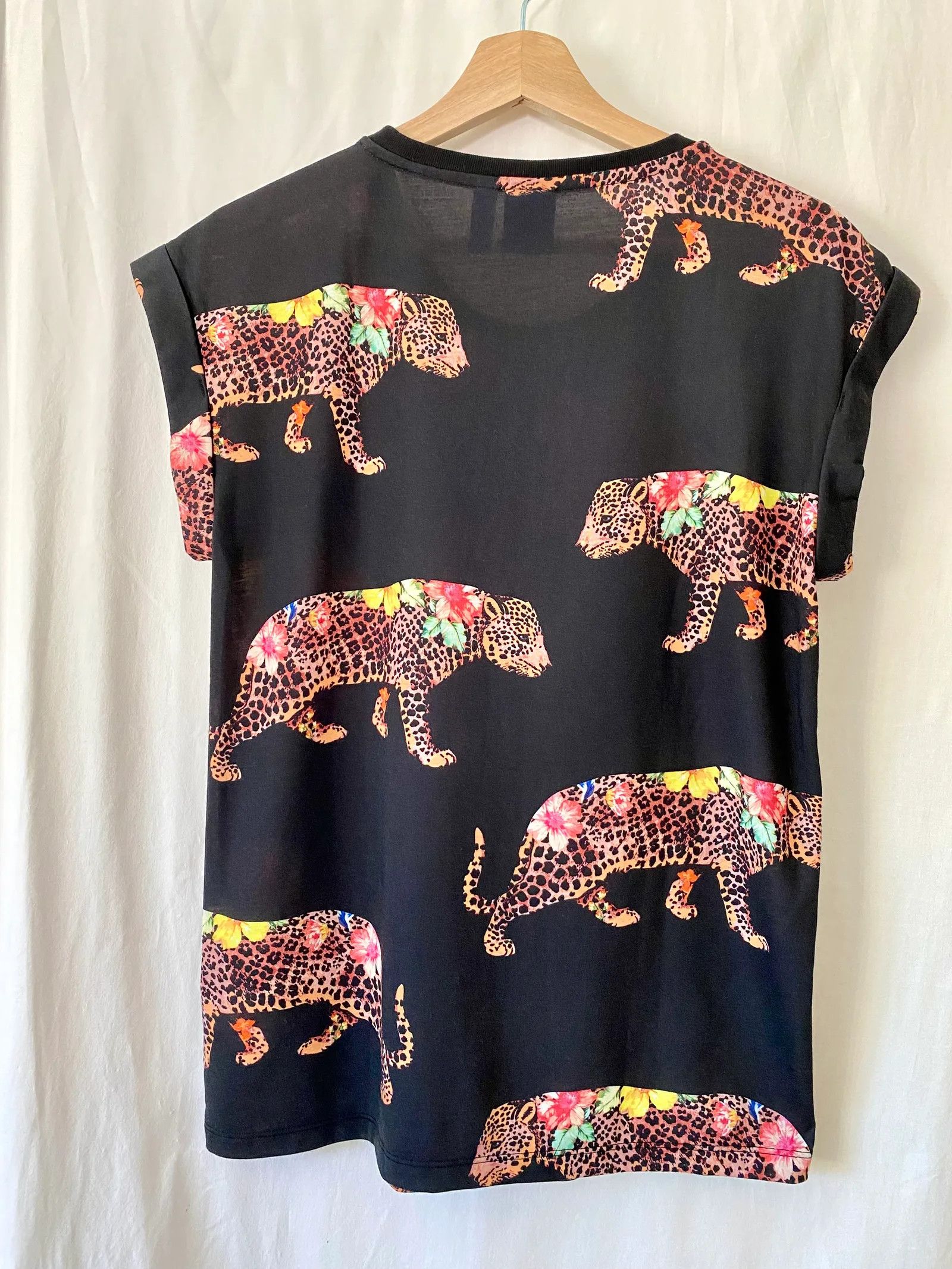 Adidas Adidas x Farm Rio Farm Rio Oncada Leopard tröja Sweater Size XS / US 0-2 / IT 36-38 - 4 Thumbnail