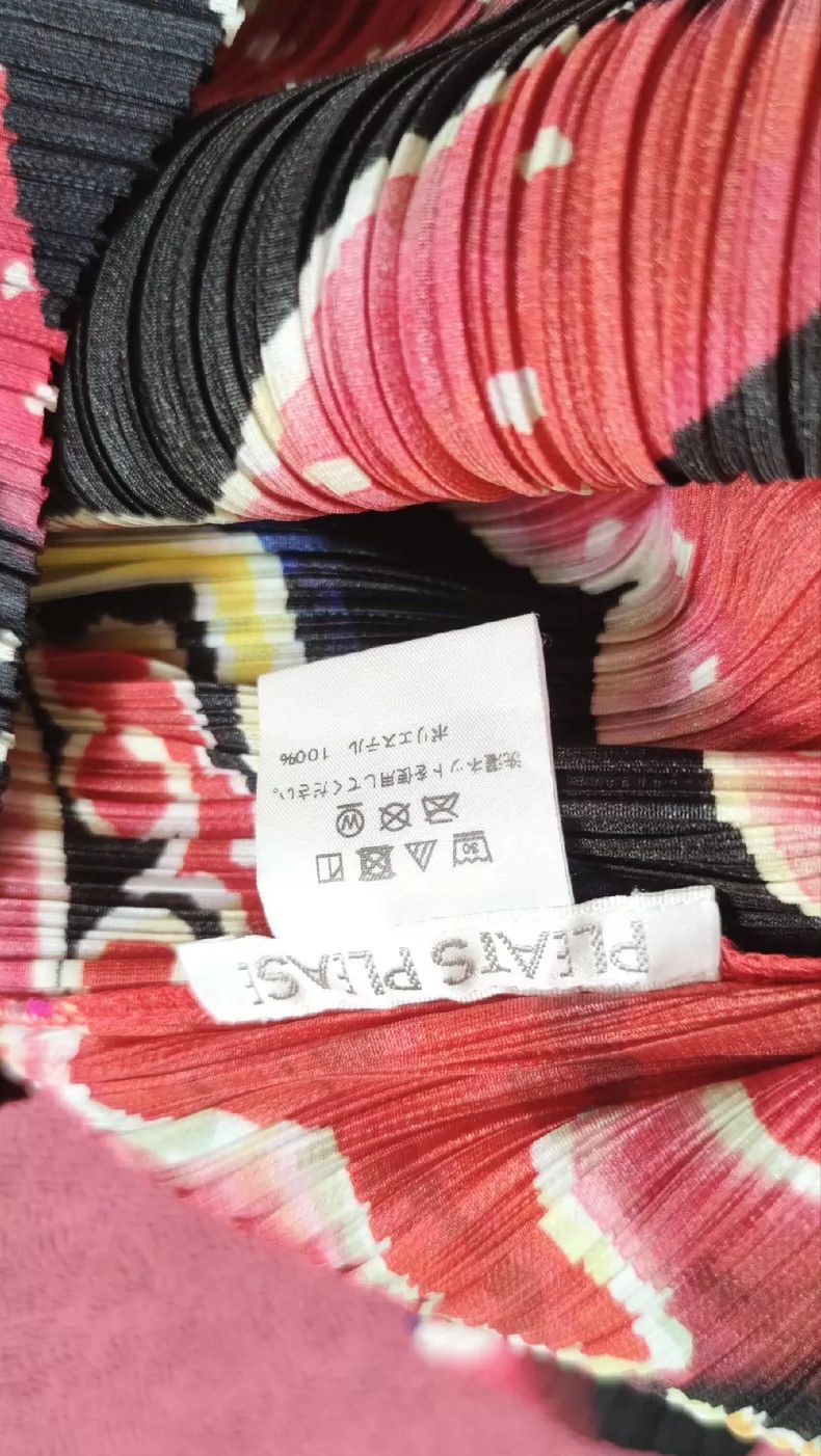 Issey Miyake Issey Miyake Pleated Dragon Print Top - dmc Size US M / EU 48-50 / 2 - 3 Thumbnail