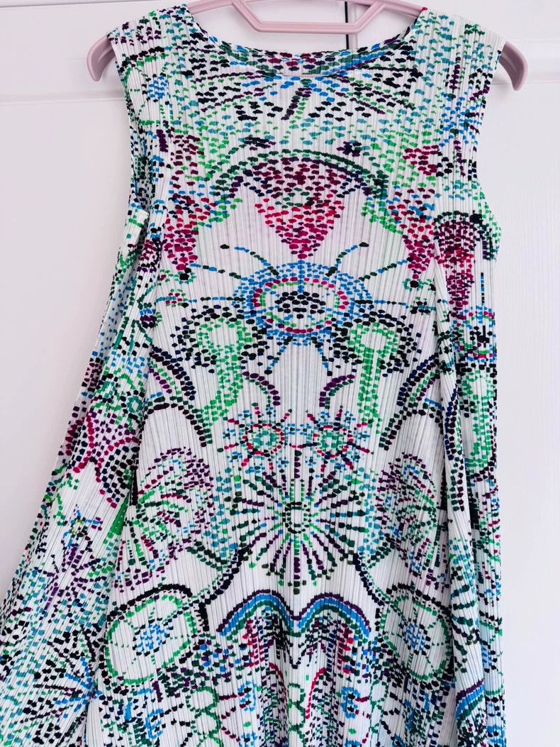 Issey Miyake Issey Miyake PP White Fireworks Dress - dmc Size US 30 / EU 46 - 6 Thumbnail
