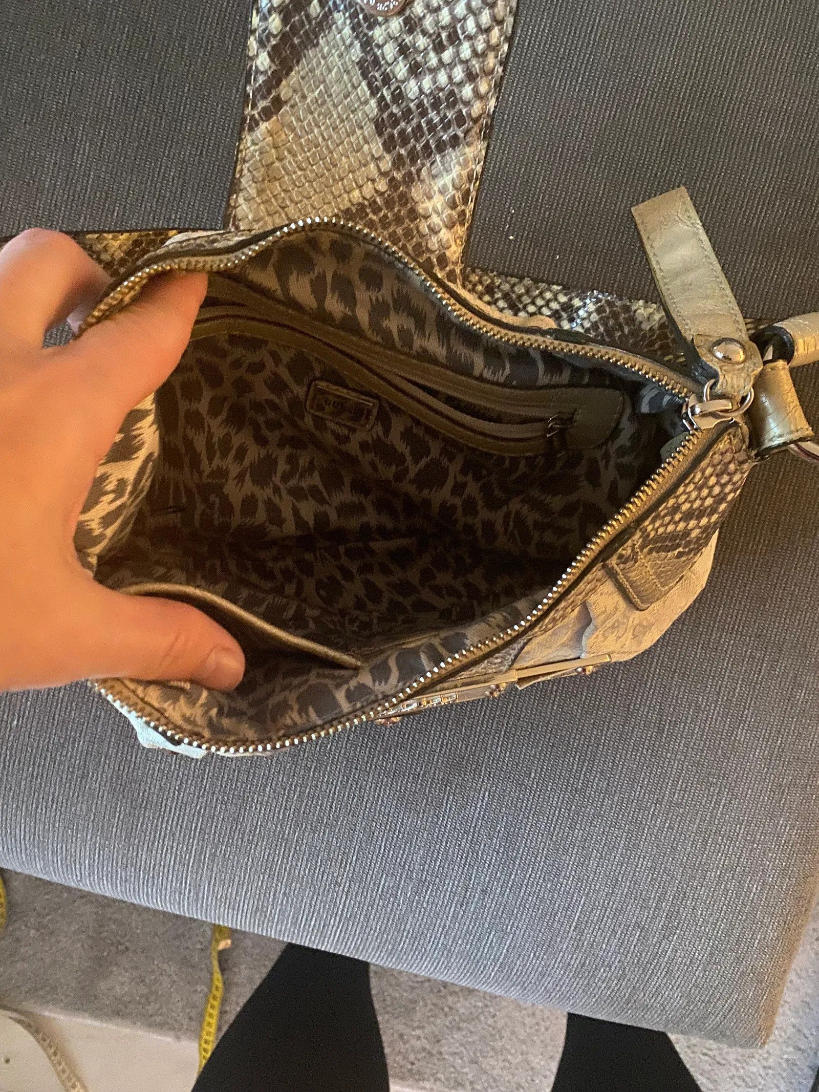 Guess Guess Bucket Bag Size ONE SIZE - 4 Thumbnail