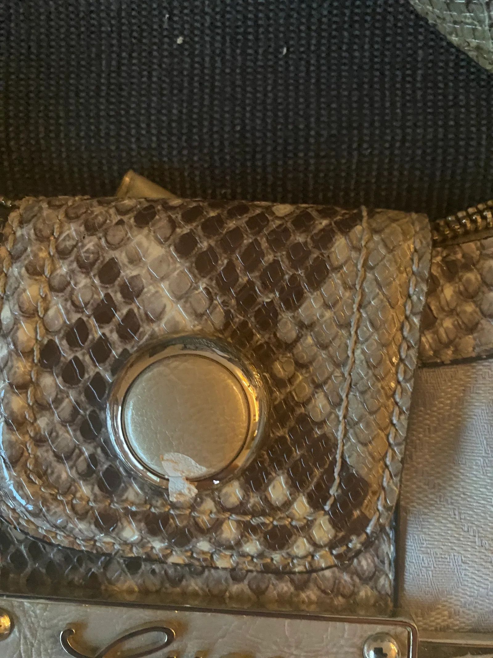 Guess Guess Bucket Bag Size ONE SIZE - 5 Thumbnail