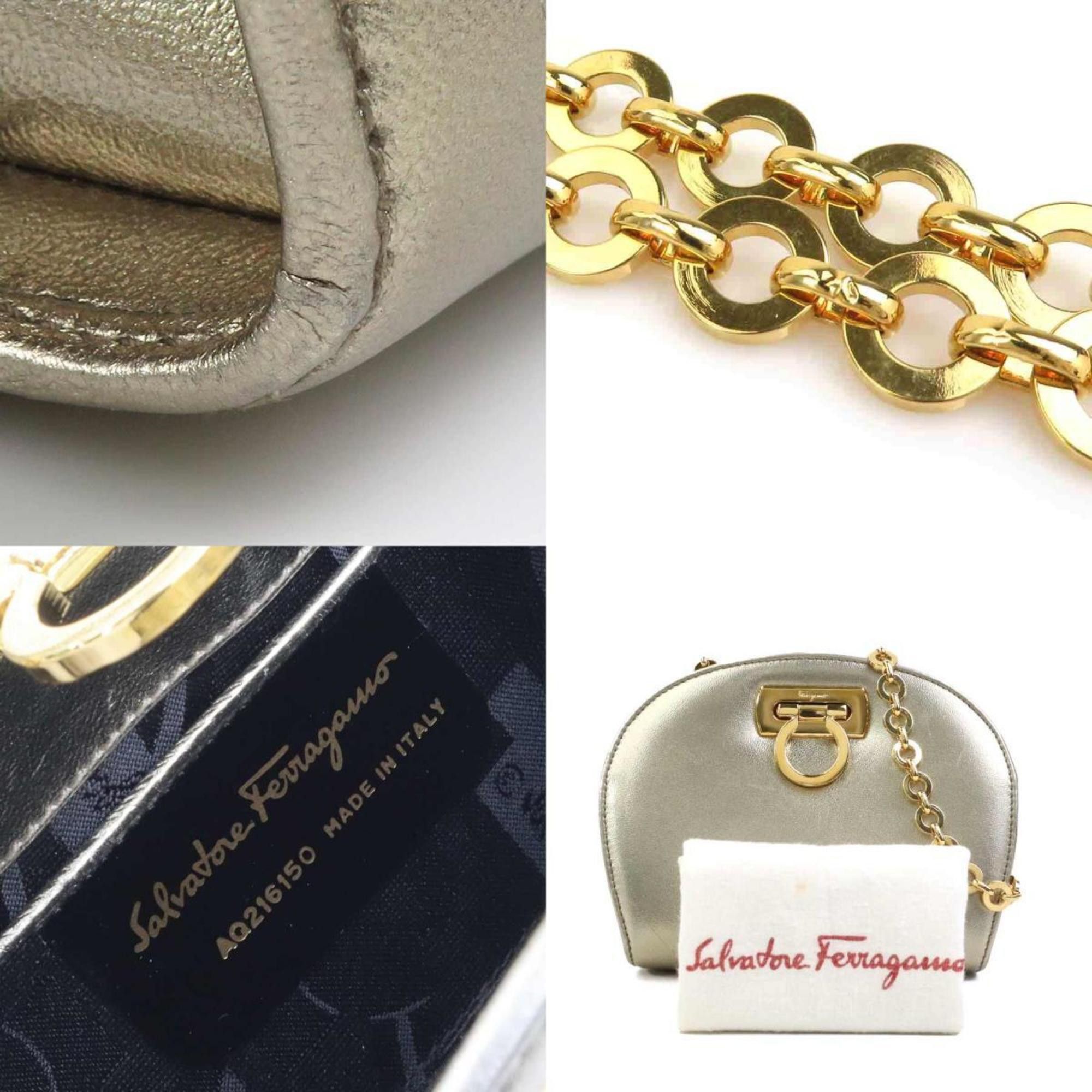 Salvatore Ferragamo Salvatore Ferragamo Gancini Leather and Metal Shoulder Bag in Gold for Women (e60753a) Size ONE SIZE - 5 Thumbnail