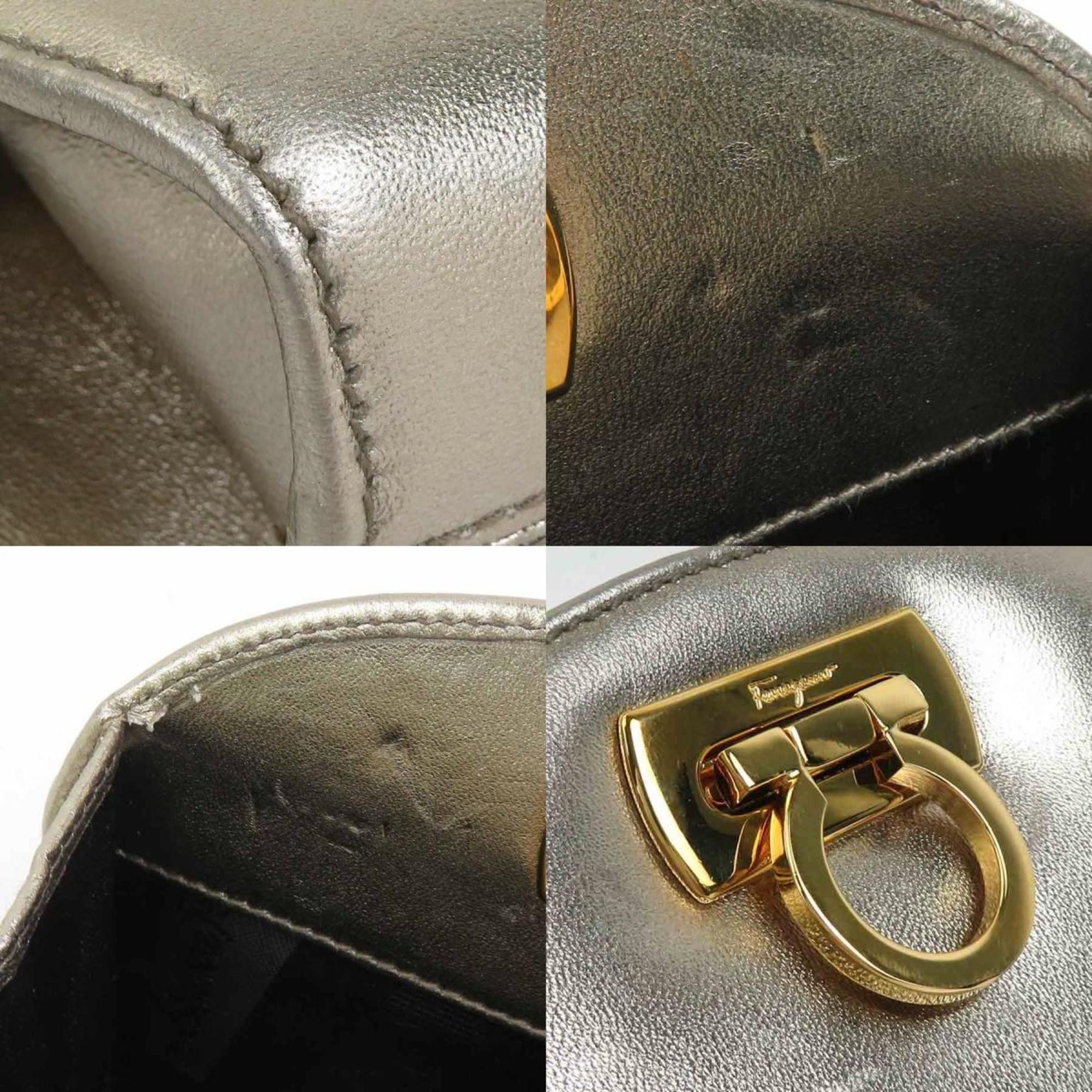 Salvatore Ferragamo Salvatore Ferragamo Gancini Leather and Metal Shoulder Bag in Gold for Women (e60753a) Size ONE SIZE - 3 Thumbnail