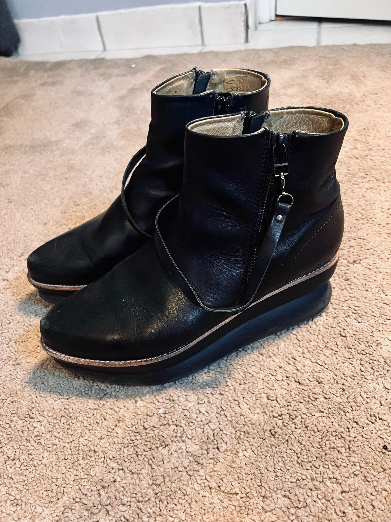 Gram Gram Boots Size US 11 / IT 41 - 2 Thumbnail