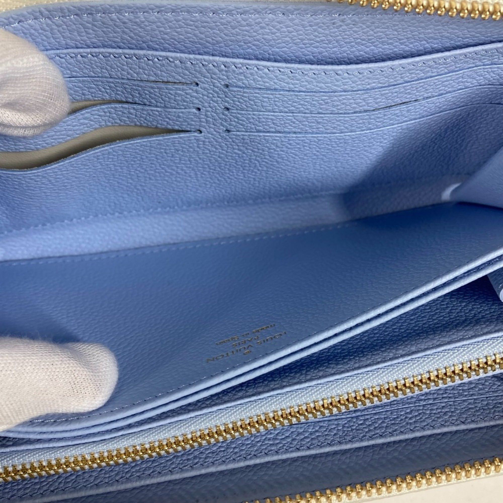 Louis Vuitton LOUIS VUITTON M83308 Monogram Empreinte Zippy Wallet, Round Zipper Long Leather, Women's, Latte White/Candy Blue Size ONE SIZE - 12 Thumbnail