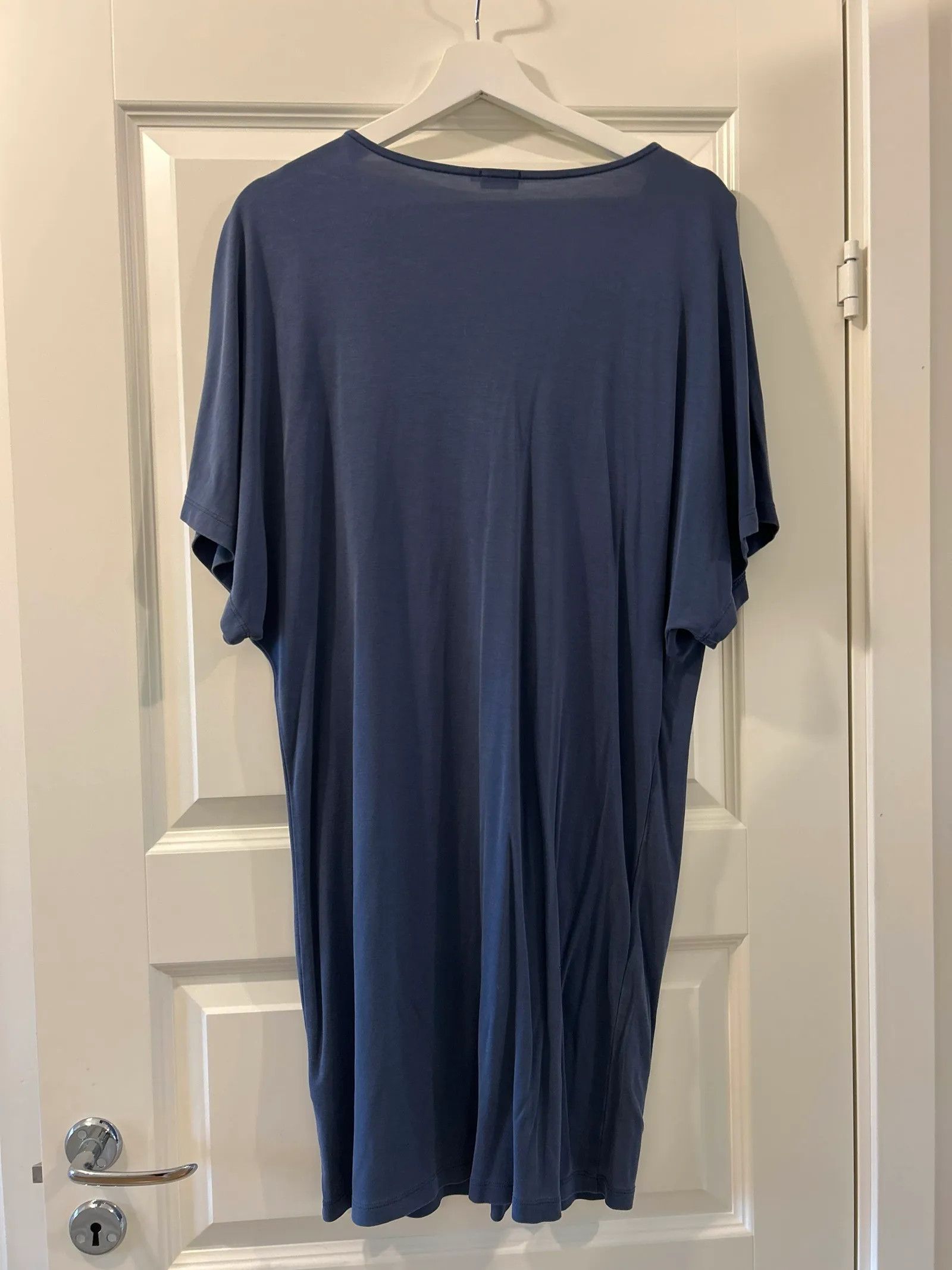 Filippa K Filippa K Jersey V-neck Dress Dress Size S / US 4 / IT 40 - 4 Thumbnail