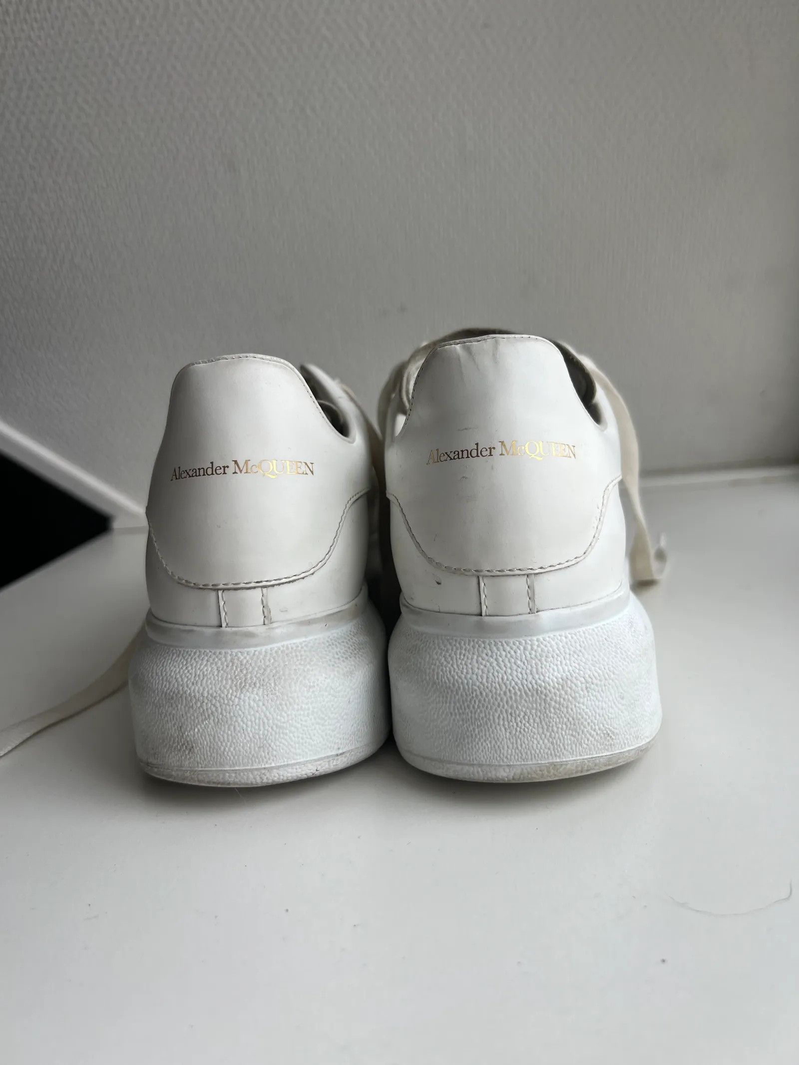 Alexander McQueen Alexander McQueen Oversized Sneaker Sneakers Size US 8 / IT 38 - 2 Thumbnail