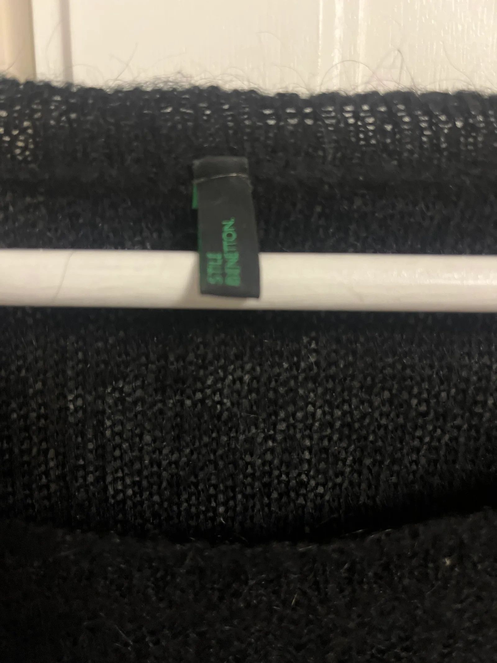 Benetton Benetton Sweater Size XS / US 0-2 / IT 36-38 - 2 Thumbnail
