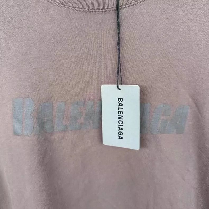 Balenciaga Balenciaga Distressed Oversized Short Sleeve Tee - dmc Size US S / EU 44-46 / 1 - 2 Thumbnail
